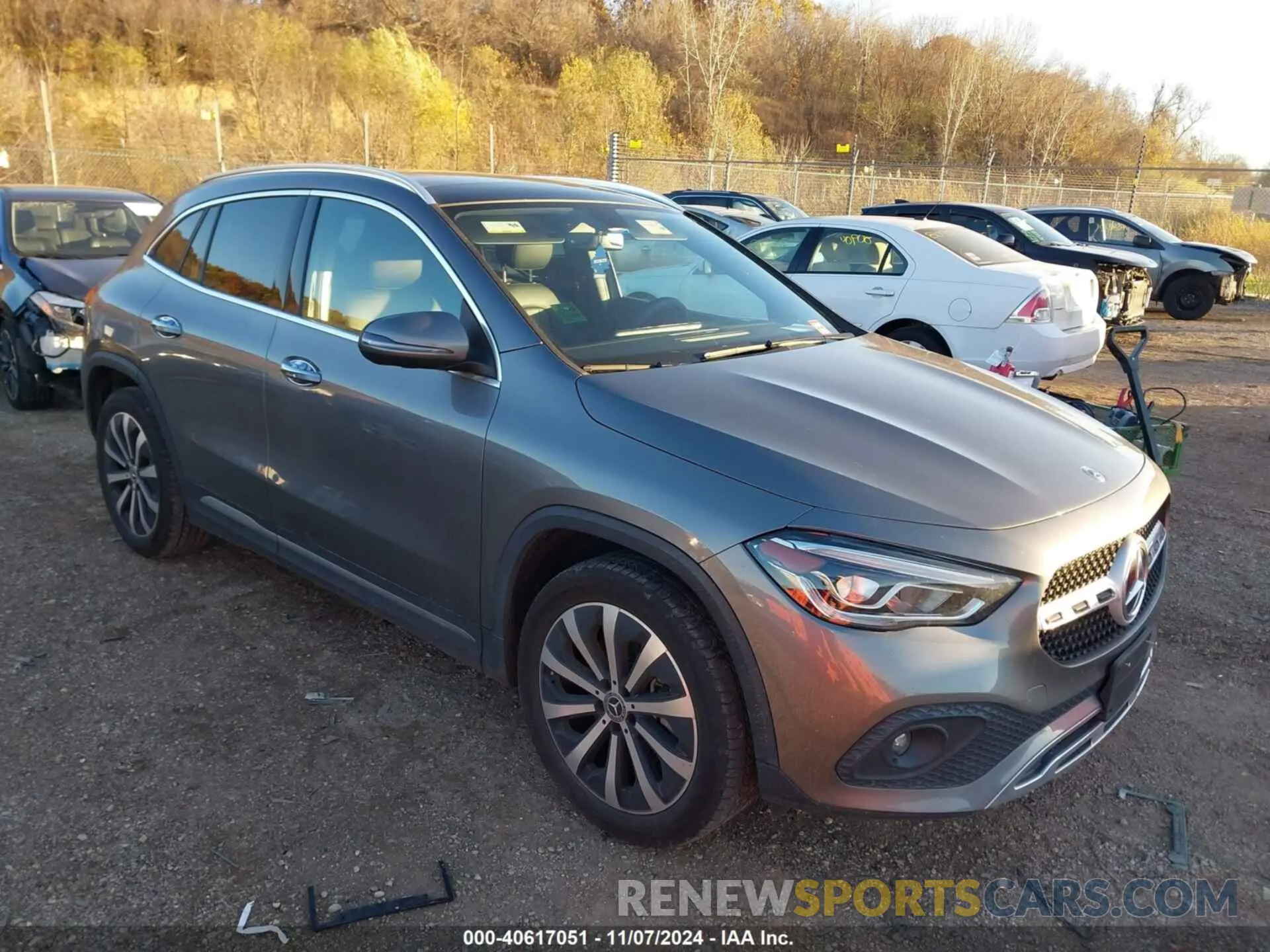 1 Photograph of a damaged car W1N4N4HB0MJ121040 MERCEDES-BENZ GLA 250 2021