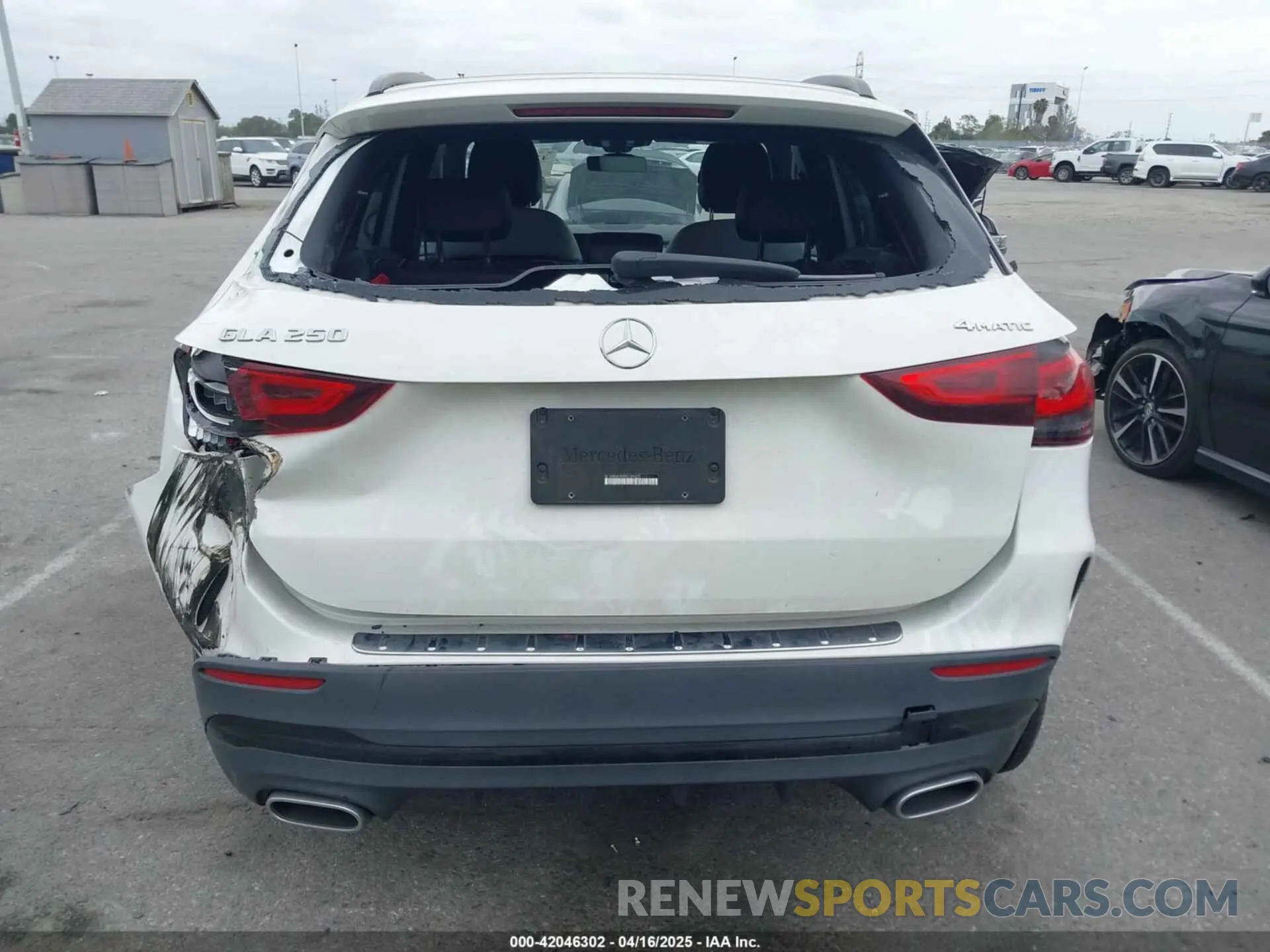 16 Photograph of a damaged car W1N4N4HB0MJ189435 MERCEDES-BENZ GLA 250 2021