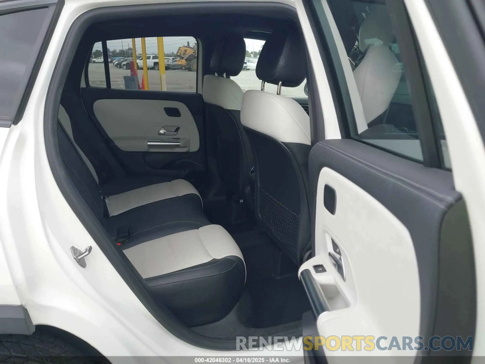 8 Photograph of a damaged car W1N4N4HB0MJ189435 MERCEDES-BENZ GLA 250 2021