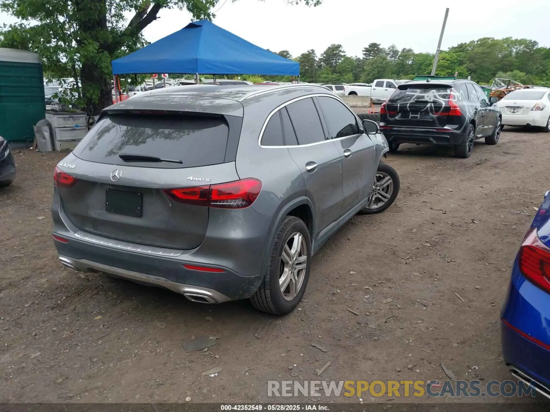 4 Photograph of a damaged car W1N4N4HB0MJ235877 MERCEDES-BENZ GLA 250 2021