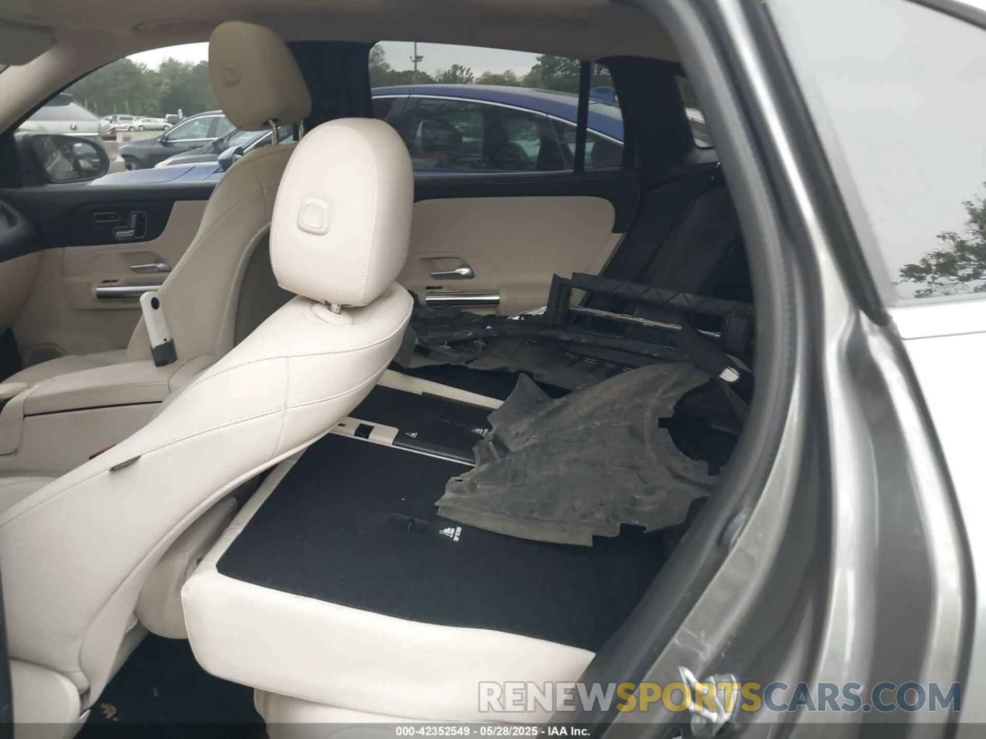 8 Photograph of a damaged car W1N4N4HB0MJ235877 MERCEDES-BENZ GLA 250 2021