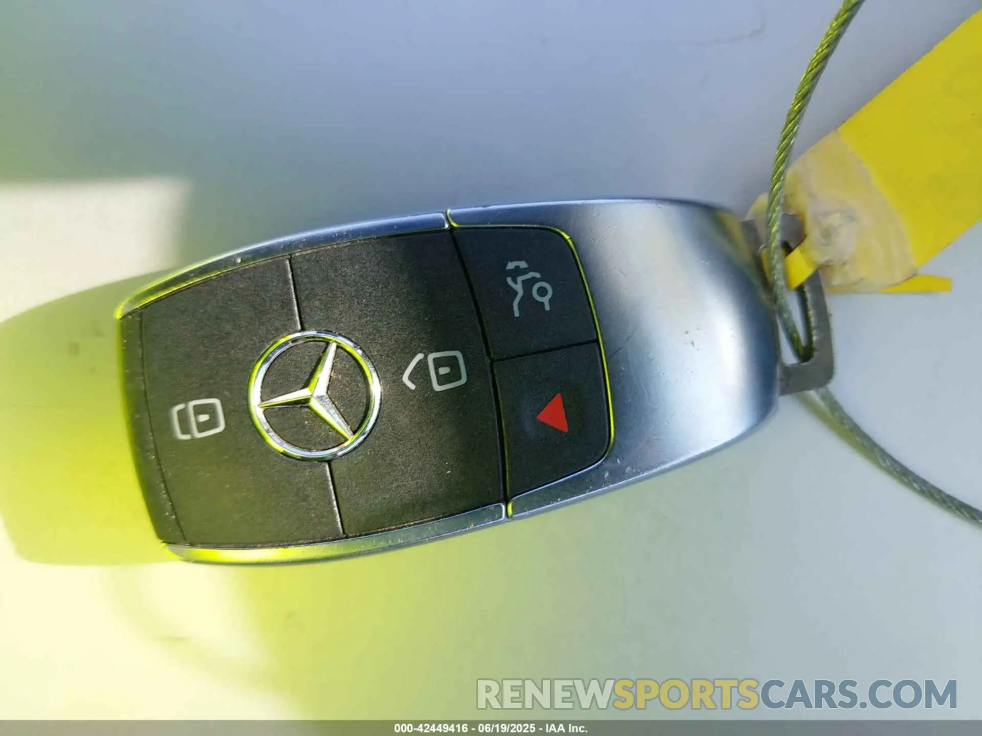 11 Photograph of a damaged car W1N4N4HB0MJ272945 MERCEDES-BENZ GLA 250 2021