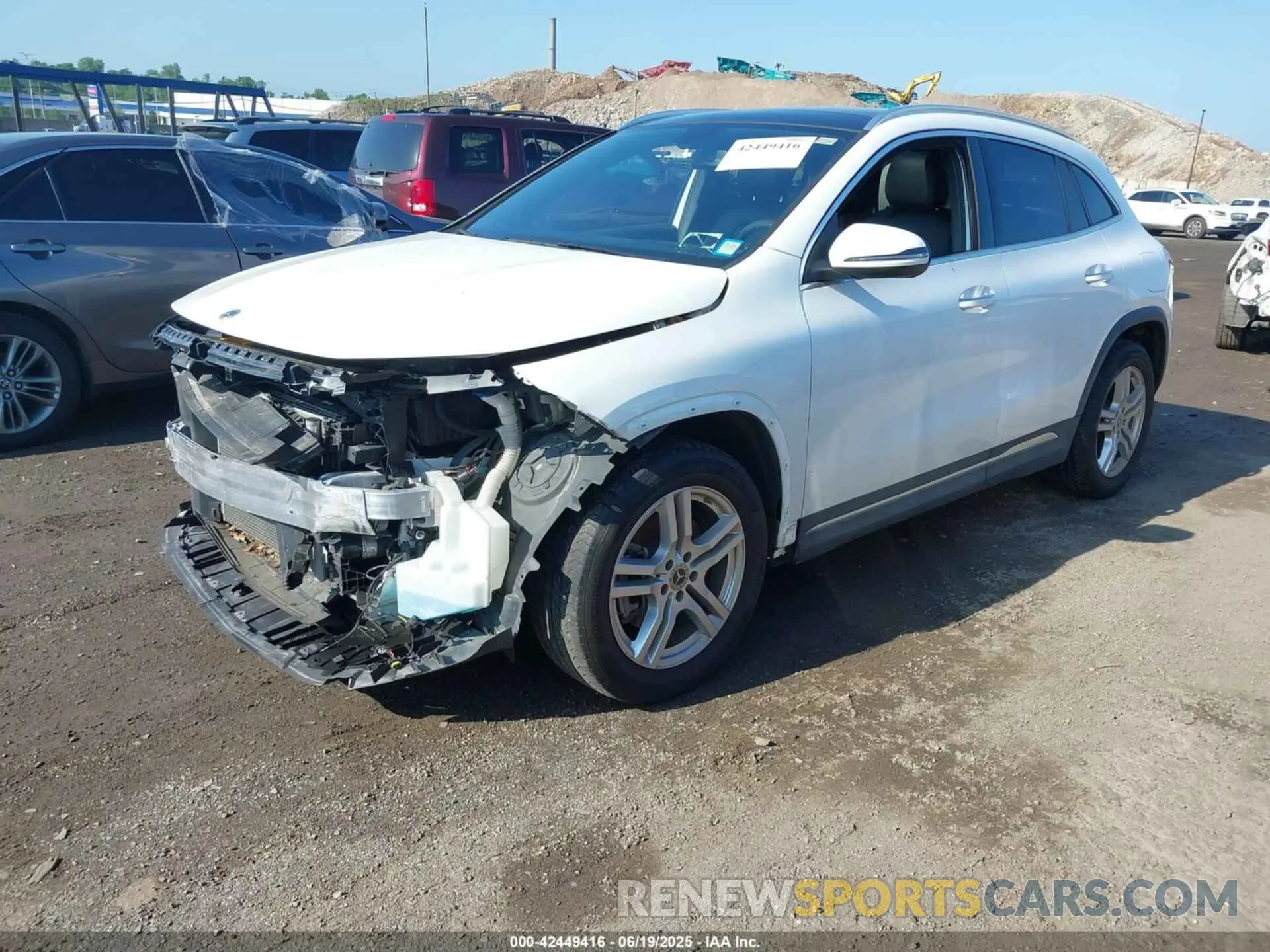 2 Photograph of a damaged car W1N4N4HB0MJ272945 MERCEDES-BENZ GLA 250 2021