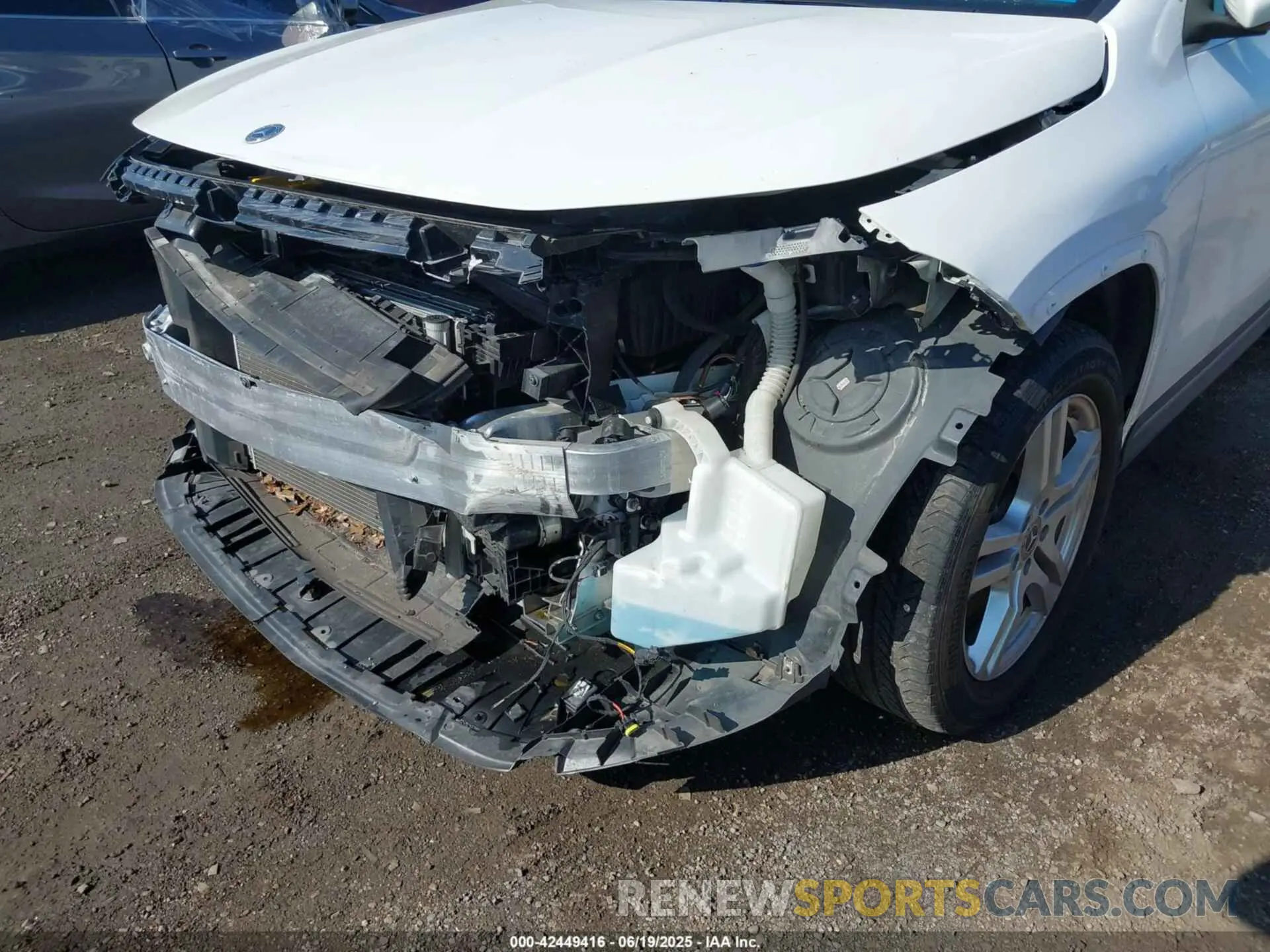 6 Photograph of a damaged car W1N4N4HB0MJ272945 MERCEDES-BENZ GLA 250 2021