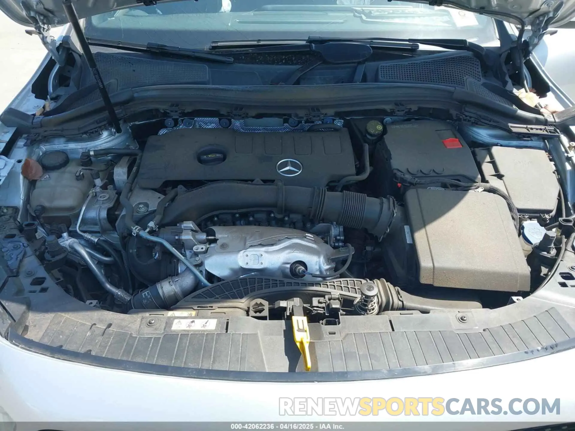 10 Photograph of a damaged car W1N4N4HB0MJ277174 MERCEDES-BENZ GLA 250 2021