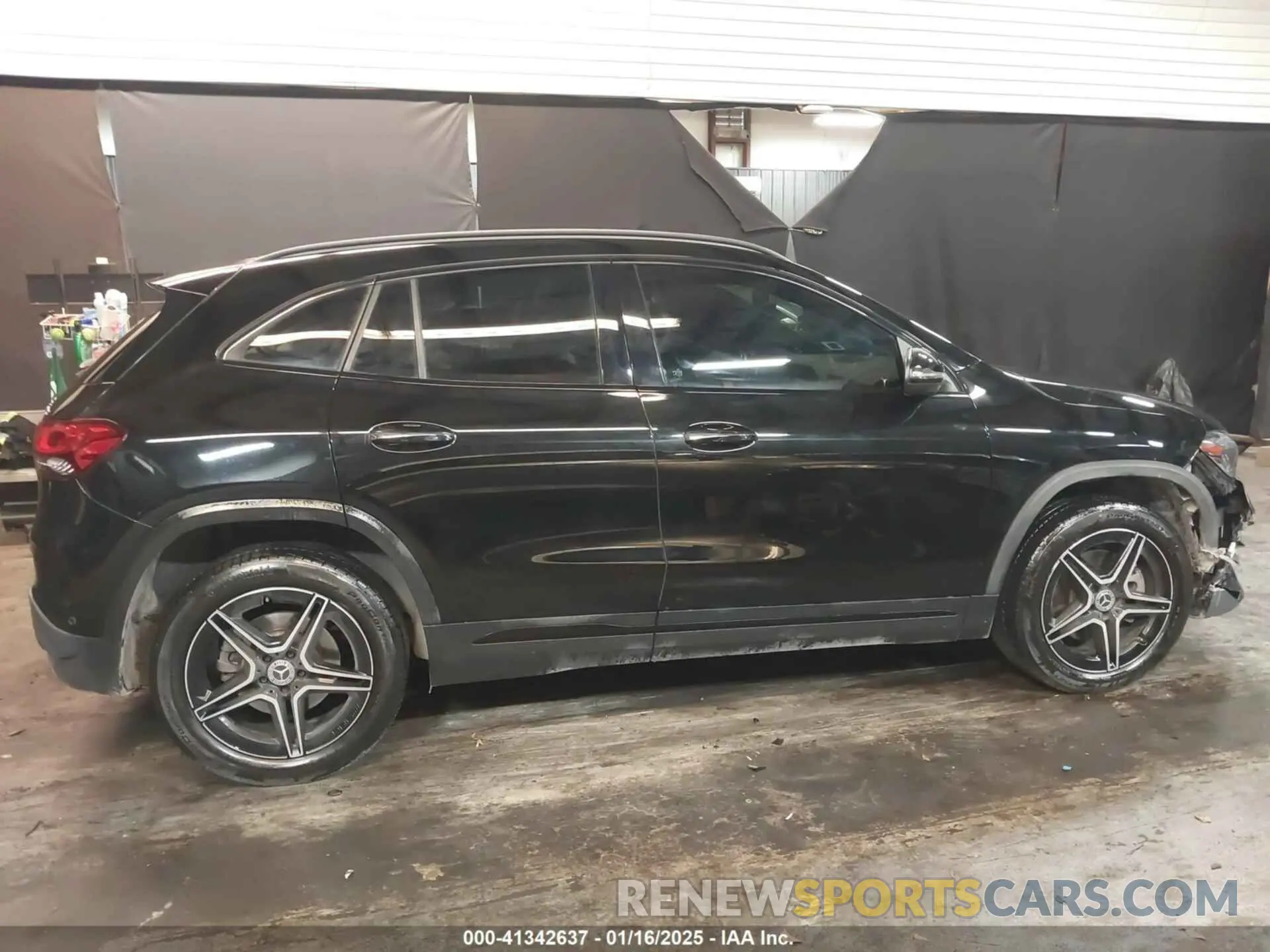 13 Photograph of a damaged car W1N4N4HB2MJ237484 MERCEDES-BENZ GLA 250 2021