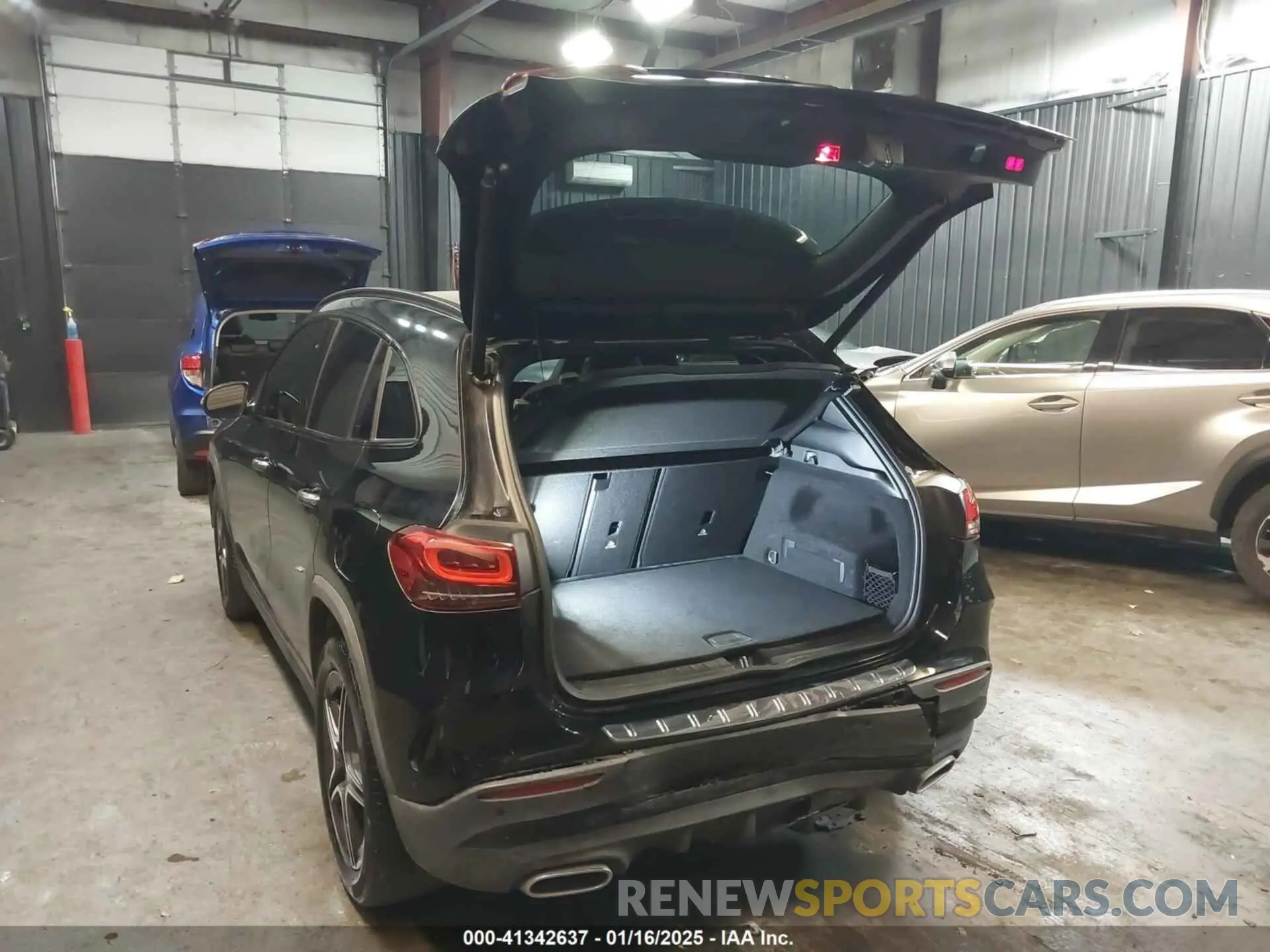 3 Photograph of a damaged car W1N4N4HB2MJ237484 MERCEDES-BENZ GLA 250 2021