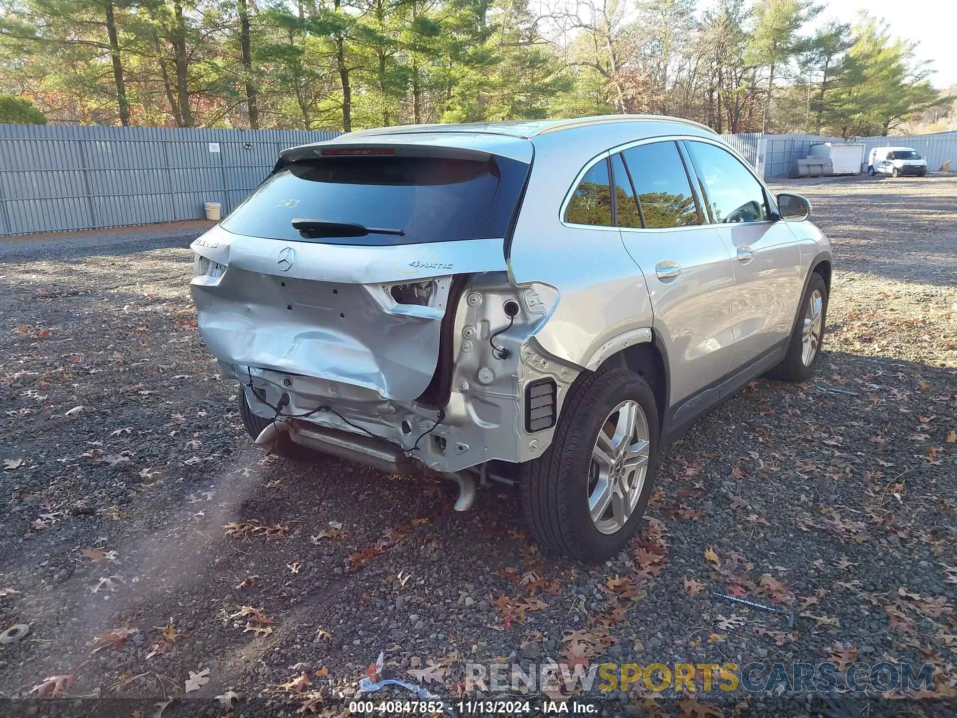 4 Photograph of a damaged car W1N4N4HB3MJ269487 MERCEDES-BENZ GLA 250 2021