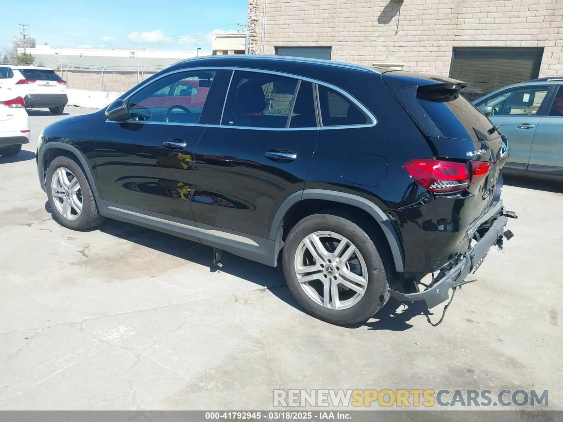 3 Photograph of a damaged car W1N4N4HB4MJ187414 MERCEDES-BENZ GLA 250 2021