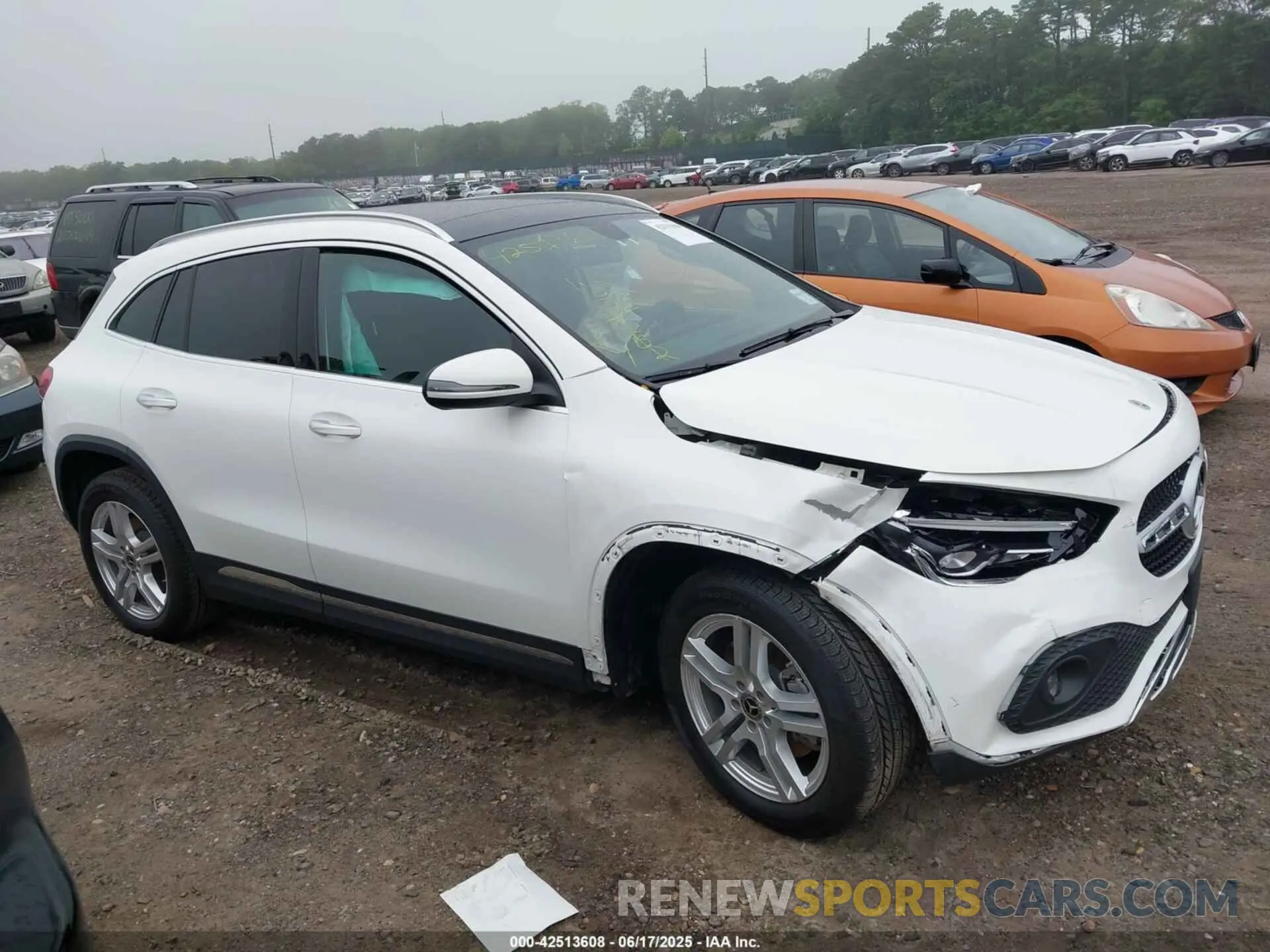 13 Photograph of a damaged car W1N4N4HB4MJ265366 MERCEDES-BENZ GLA 250 2021