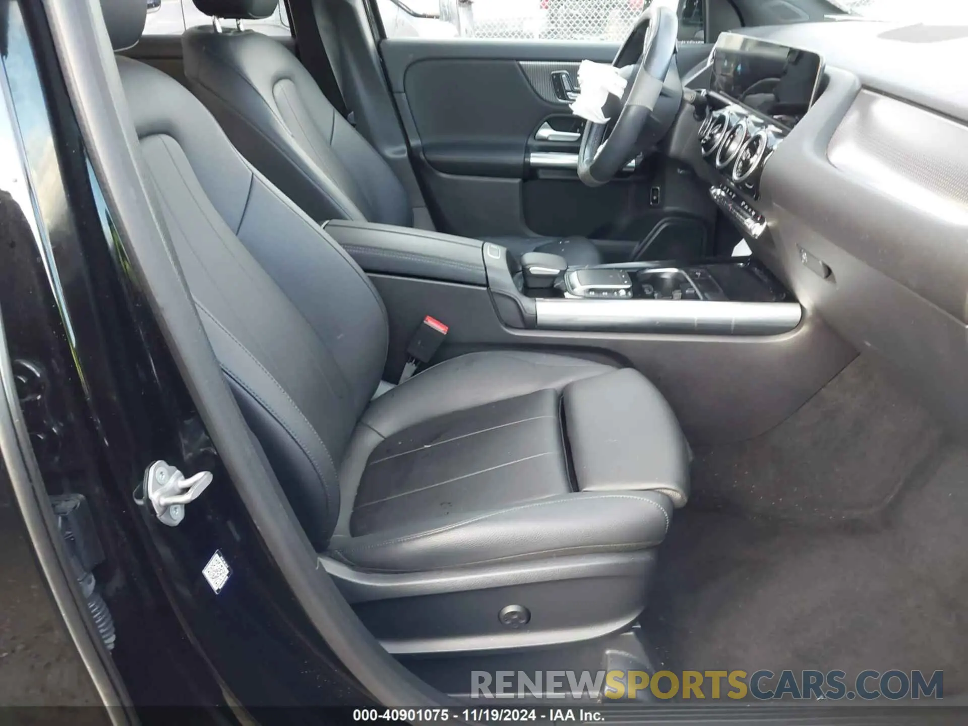 5 Photograph of a damaged car W1N4N4HB5MJ195988 MERCEDES-BENZ GLA 250 2021