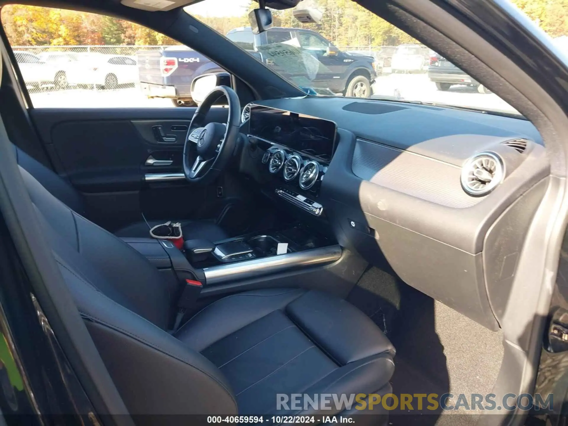 5 Photograph of a damaged car W1N4N4HB8MJ113381 MERCEDES-BENZ GLA 250 2021