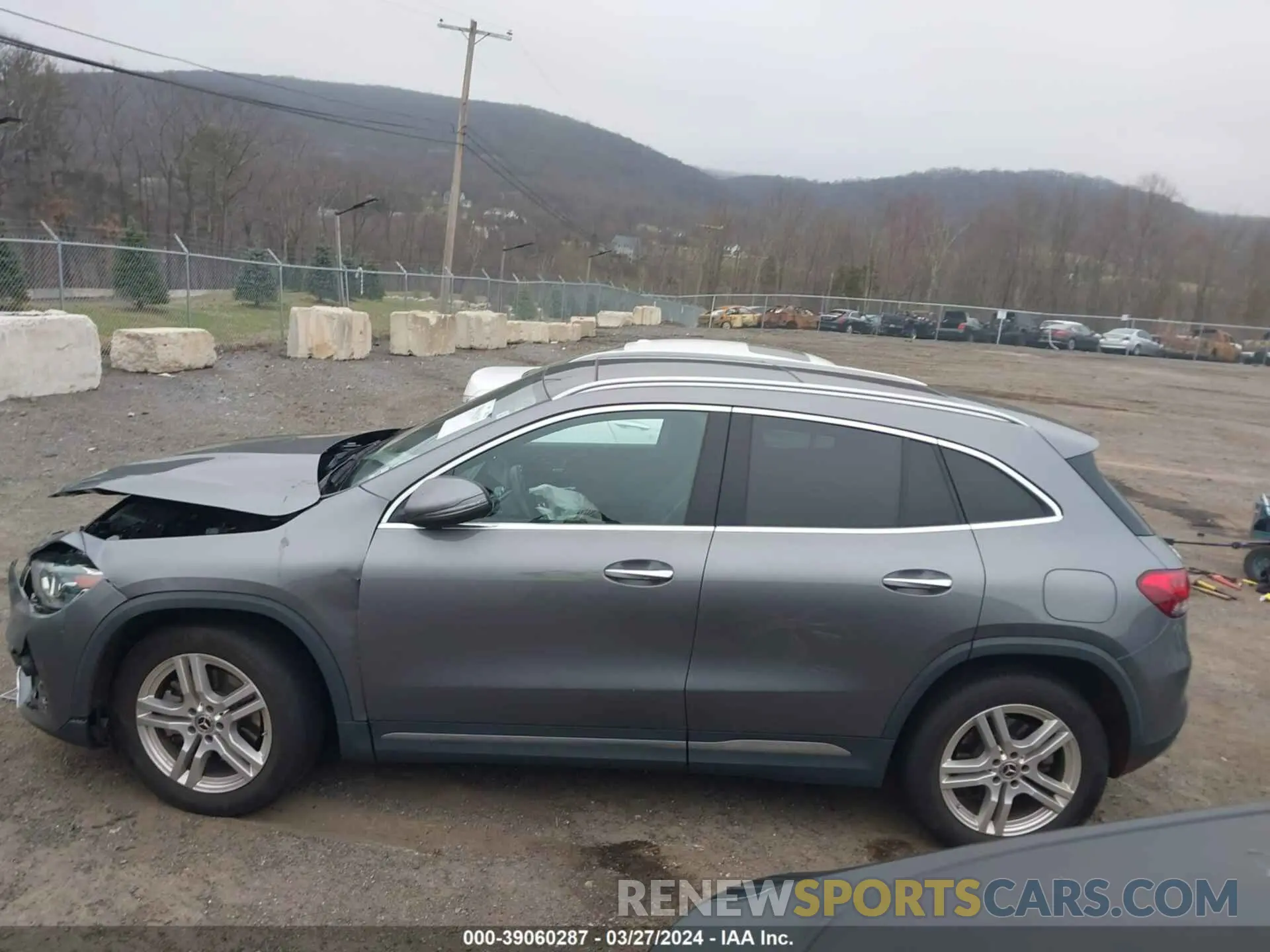 14 Photograph of a damaged car W1N4N4HB8MJ191675 MERCEDES-BENZ GLA 250 2021