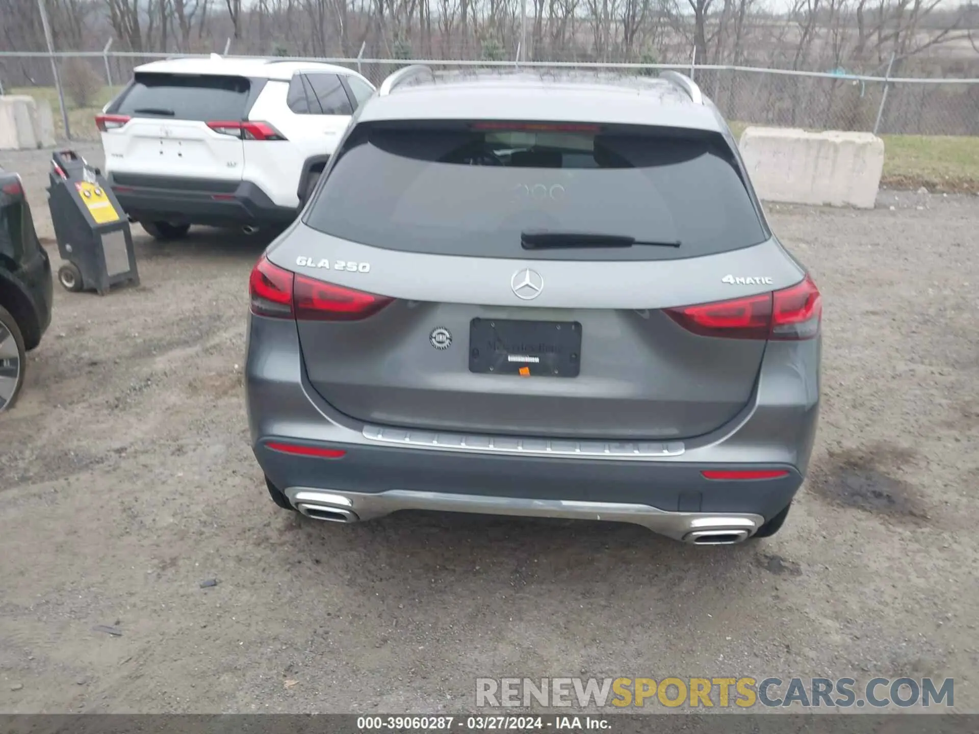 16 Photograph of a damaged car W1N4N4HB8MJ191675 MERCEDES-BENZ GLA 250 2021