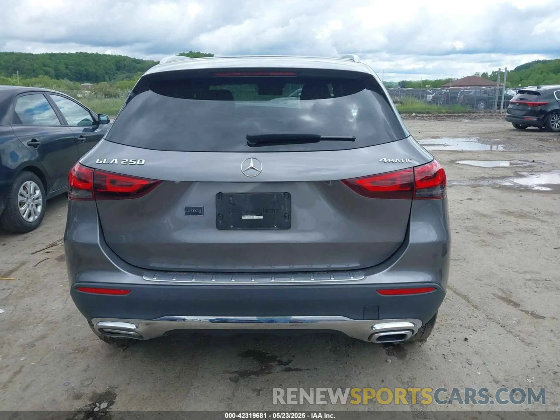 15 Photograph of a damaged car W1N4N4HB8MJ204327 MERCEDES-BENZ GLA 250 2021