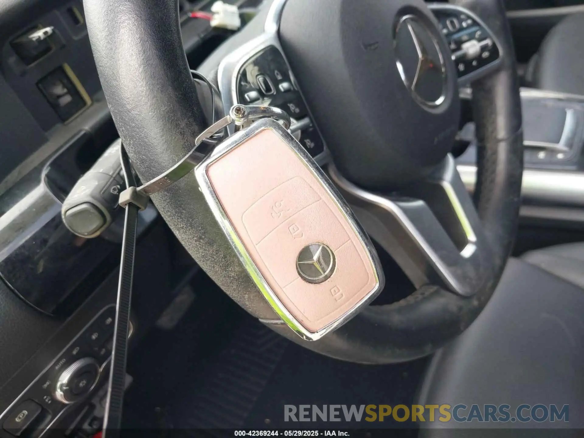 11 Photograph of a damaged car W1N4N4HB9MJ133218 MERCEDES-BENZ GLA 250 2021