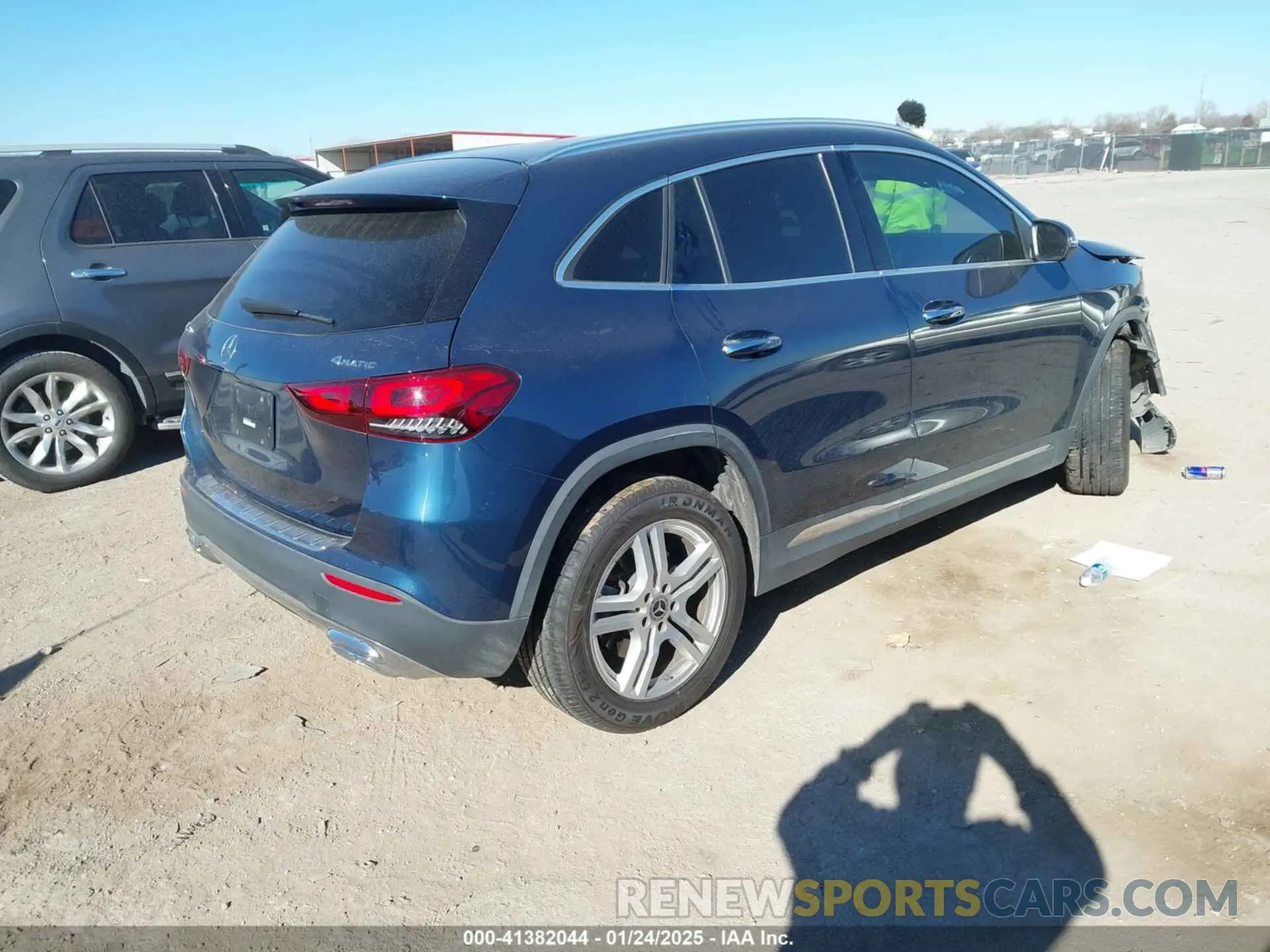 4 Photograph of a damaged car W1N4N4HB9MJ164906 MERCEDES-BENZ GLA 250 2021