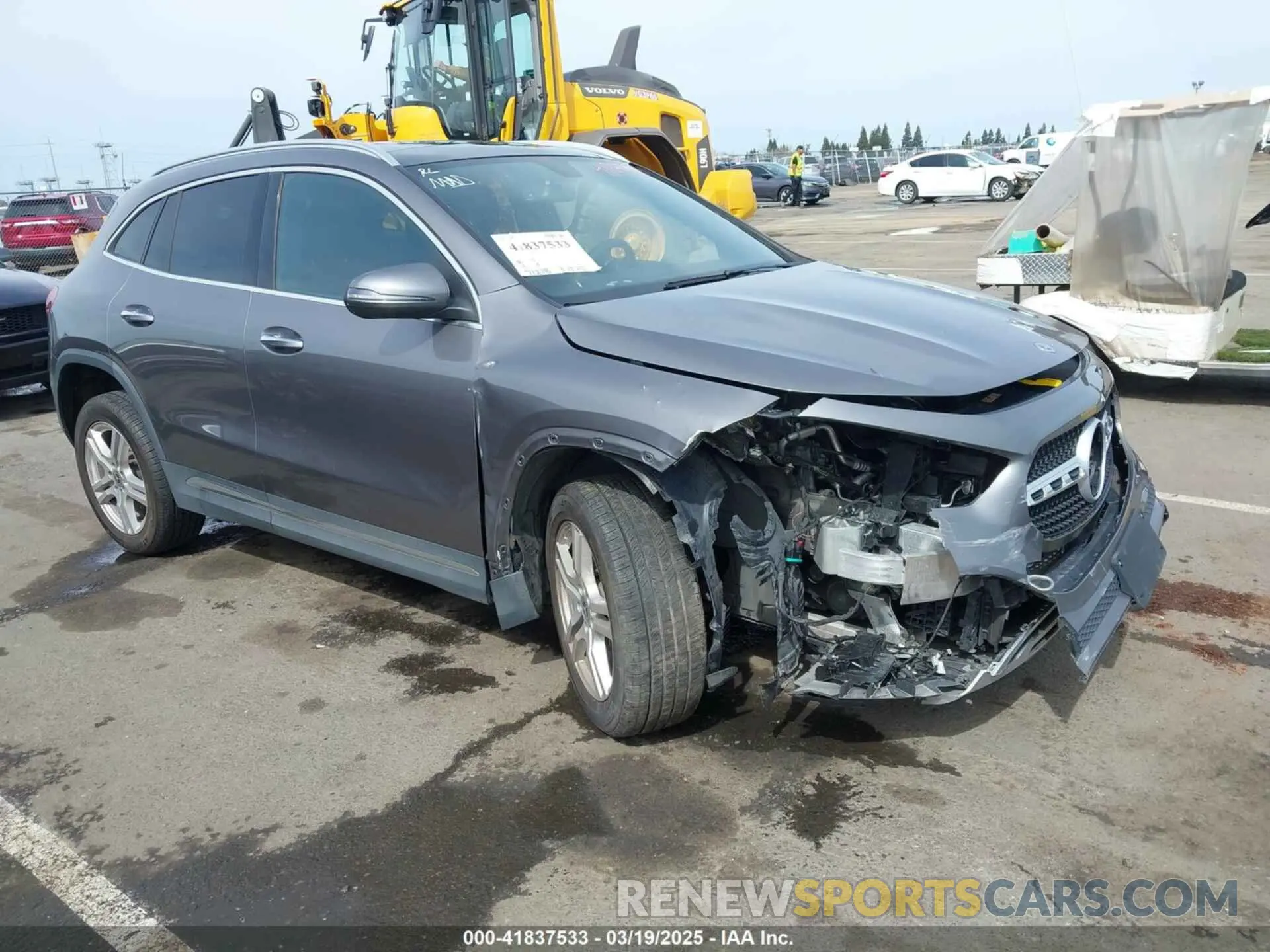 1 Photograph of a damaged car W1N4N4HB9MJ195654 MERCEDES-BENZ GLA 250 2021
