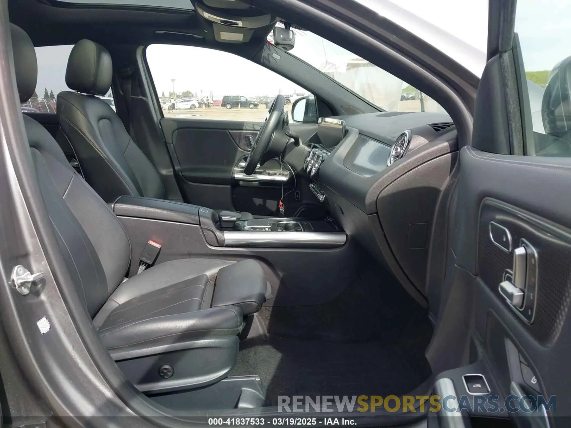 5 Photograph of a damaged car W1N4N4HB9MJ195654 MERCEDES-BENZ GLA 250 2021