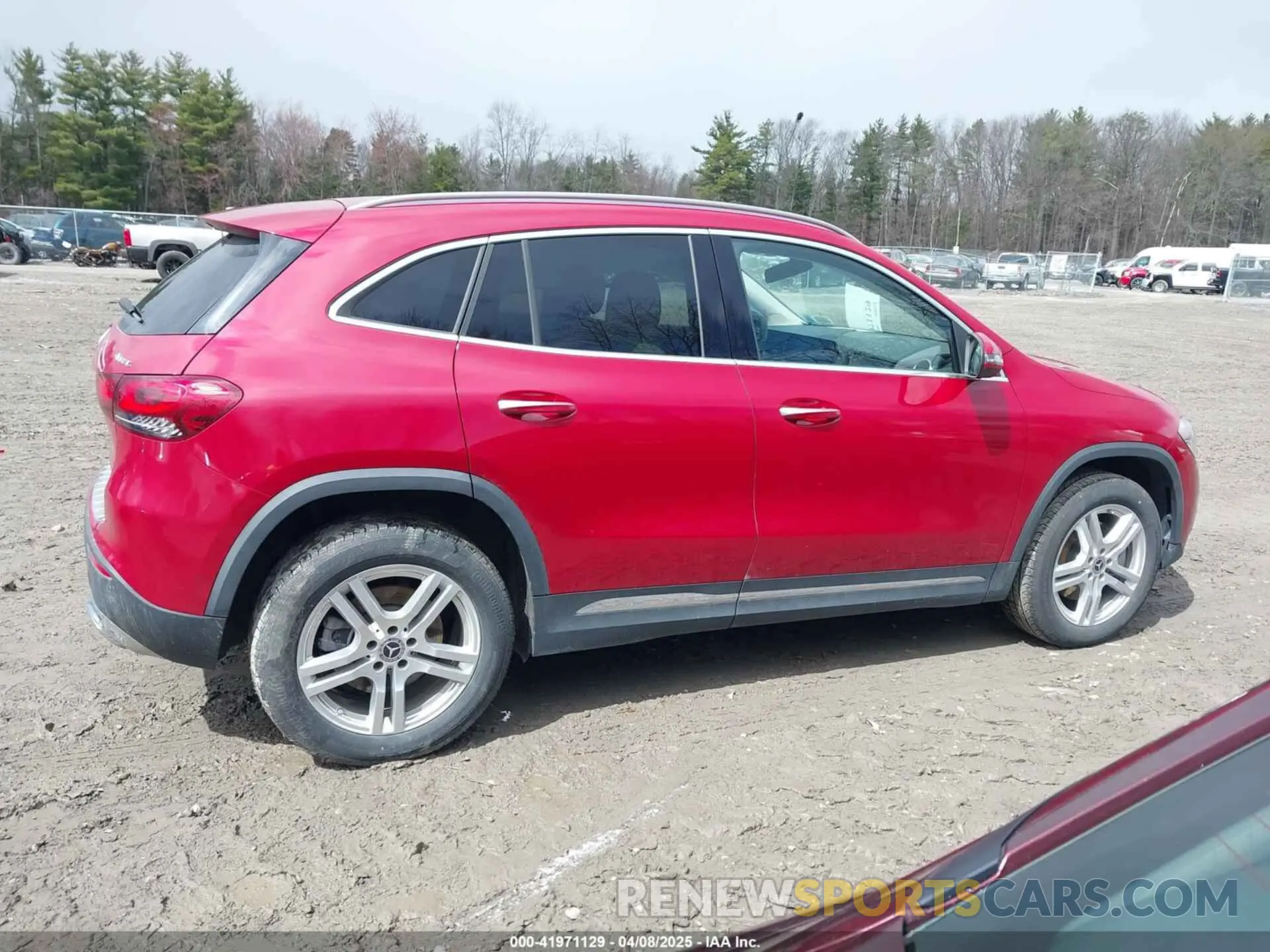 13 Photograph of a damaged car W1N4N4HBXMJ205771 MERCEDES-BENZ GLA 250 2021