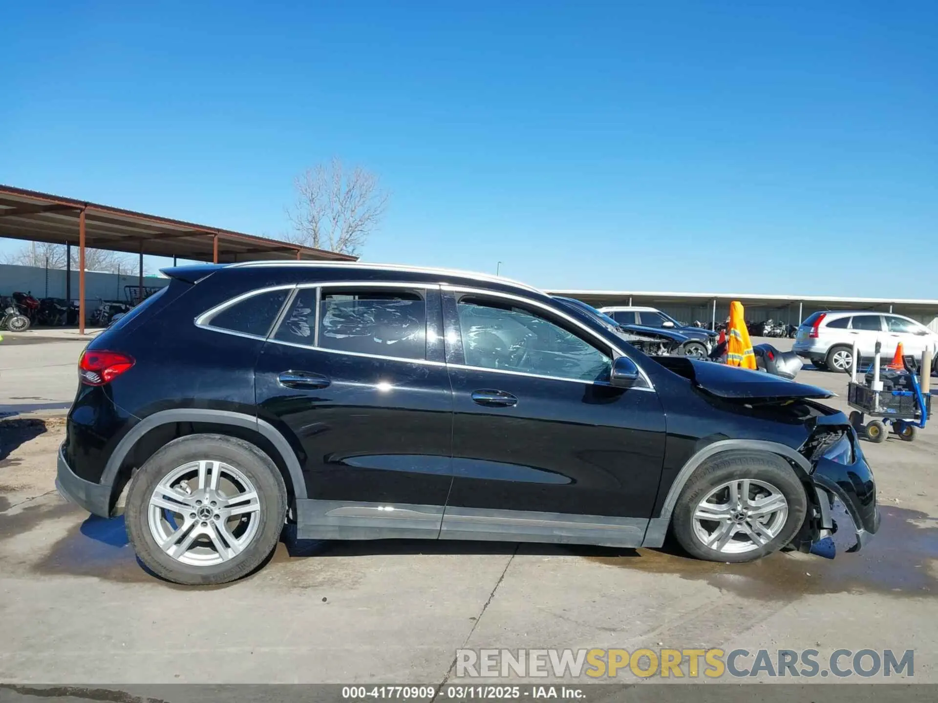 13 Photograph of a damaged car W1N4N4GB3NJ400971 MERCEDES-BENZ GLA 250 2022