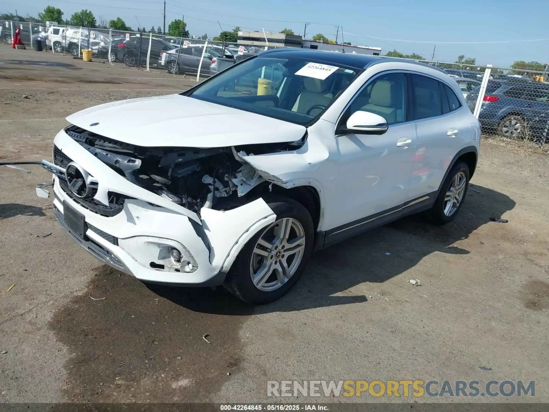 2 Photograph of a damaged car W1N4N4GB6NJ317650 MERCEDES-BENZ GLA 250 2022
