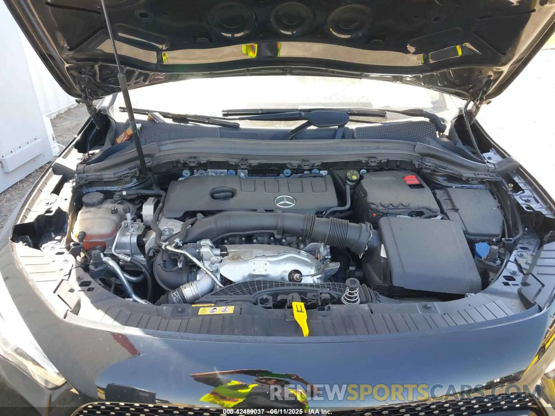 10 Photograph of a damaged car W1N4N4HB1NJ373557 MERCEDES-BENZ GLA 250 2022