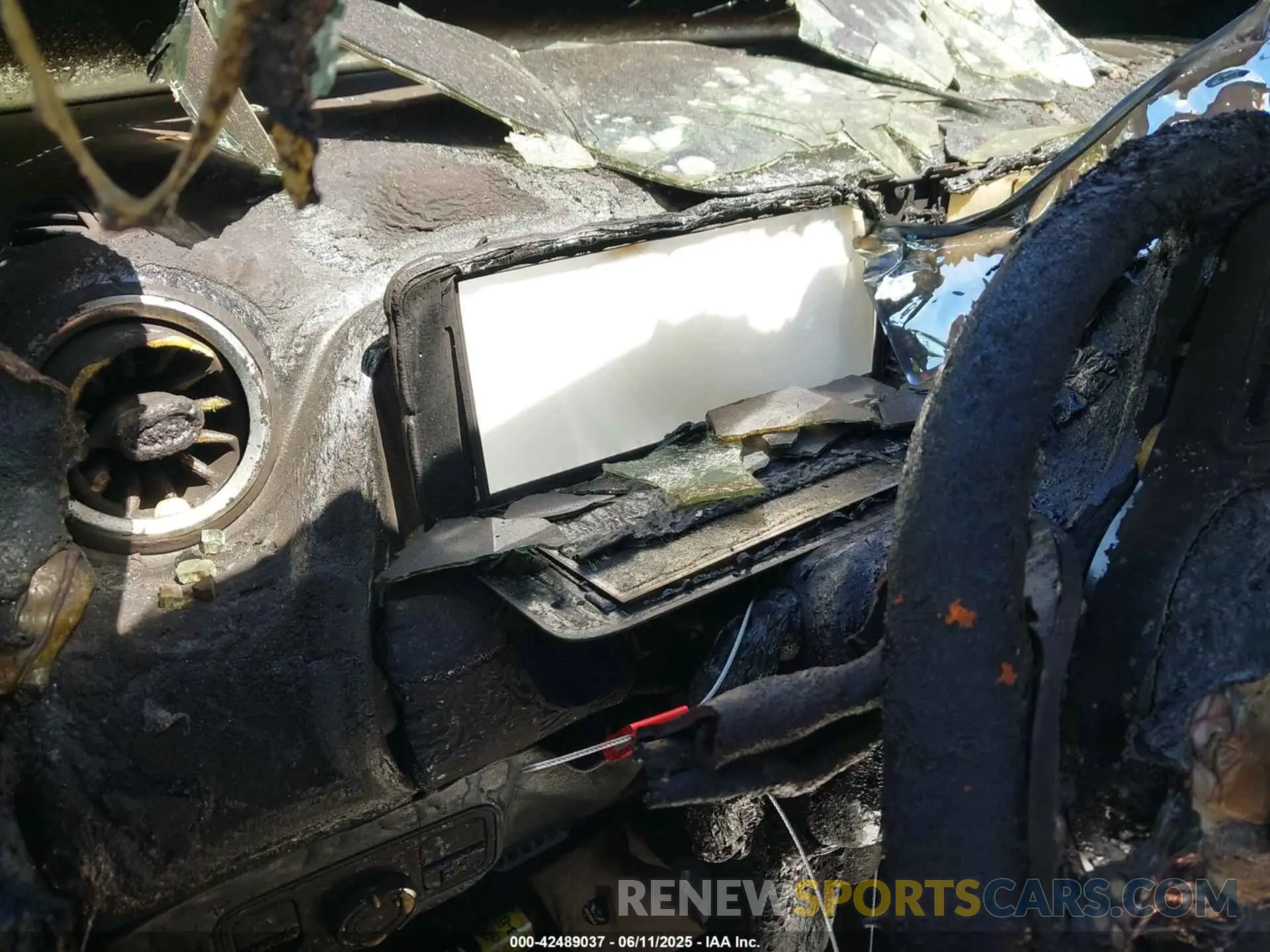 7 Photograph of a damaged car W1N4N4HB1NJ373557 MERCEDES-BENZ GLA 250 2022