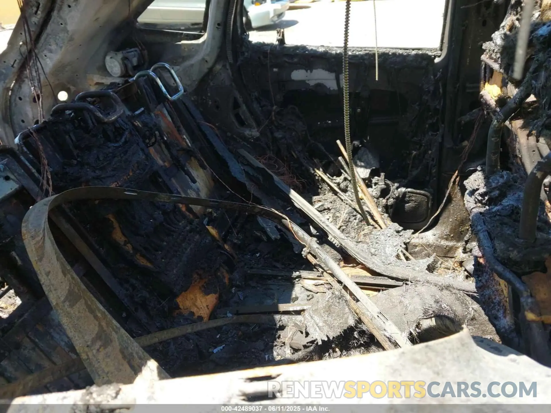 8 Photograph of a damaged car W1N4N4HB1NJ373557 MERCEDES-BENZ GLA 250 2022
