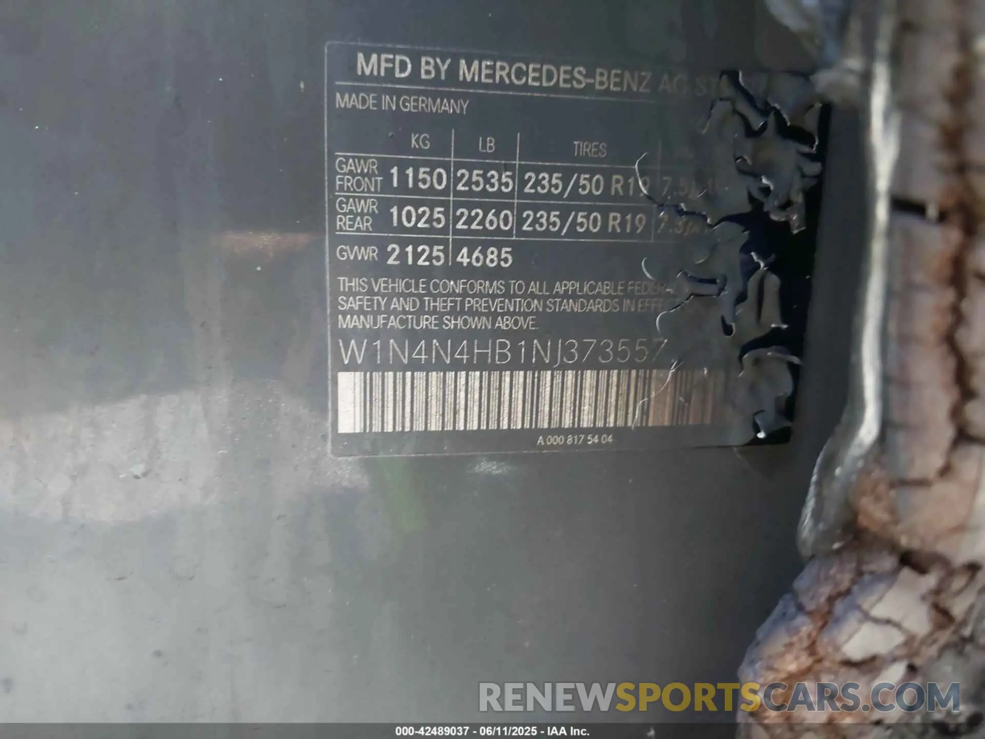 9 Photograph of a damaged car W1N4N4HB1NJ373557 MERCEDES-BENZ GLA 250 2022