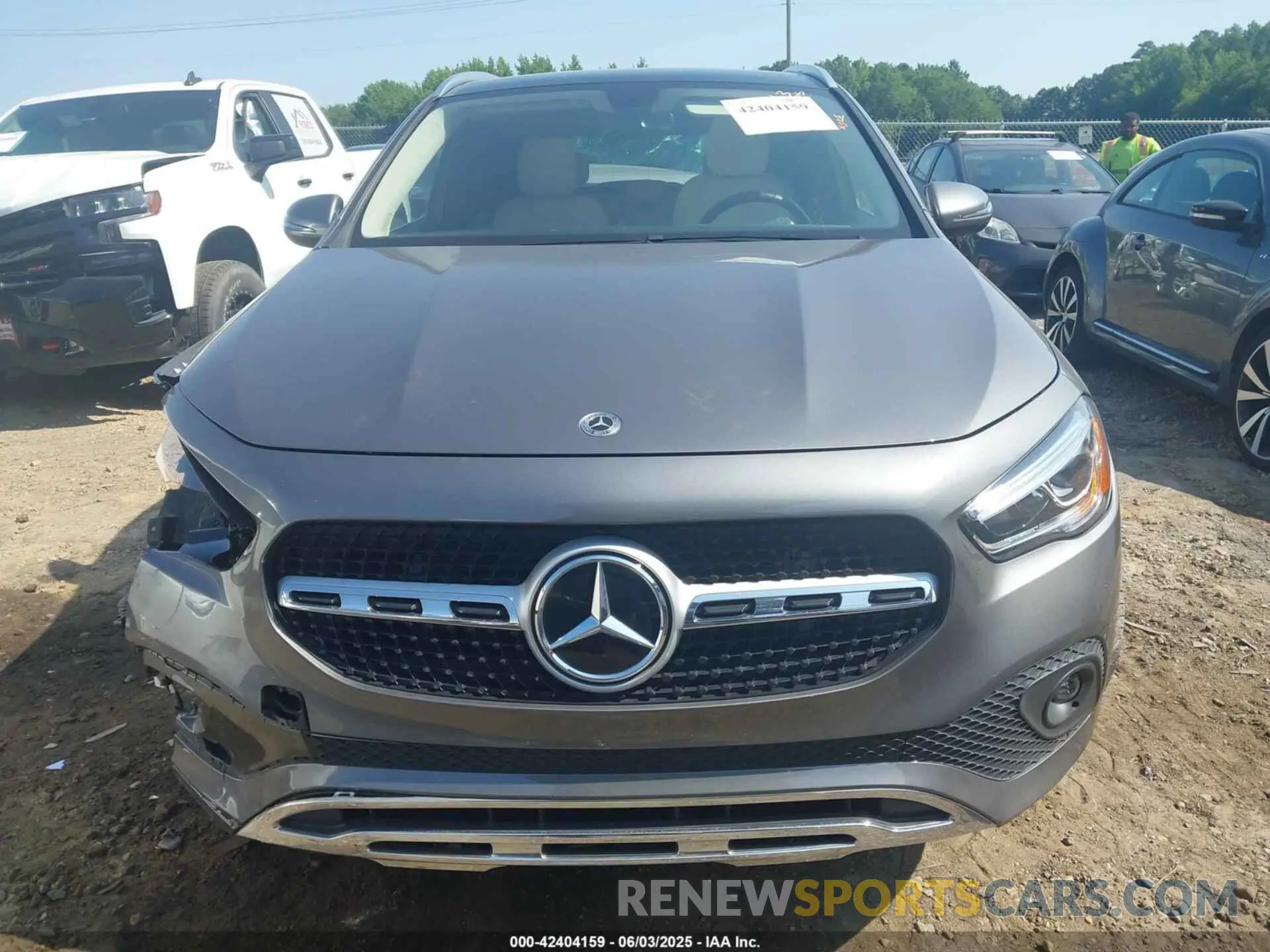 12 Photograph of a damaged car W1N4N4HB7NJ393523 MERCEDES-BENZ GLA 250 2022