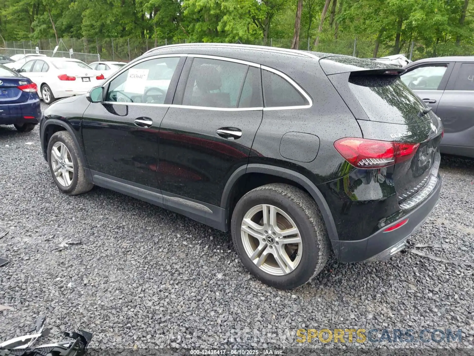 3 Photograph of a damaged car W1N4N4HB8NJ414234 MERCEDES-BENZ GLA 250 2022