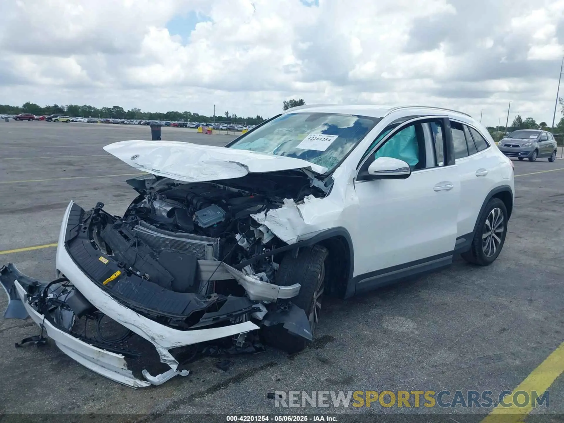 2 Photograph of a damaged car W1N4N4GB4PJ498699 MERCEDES-BENZ GLA 250 2023