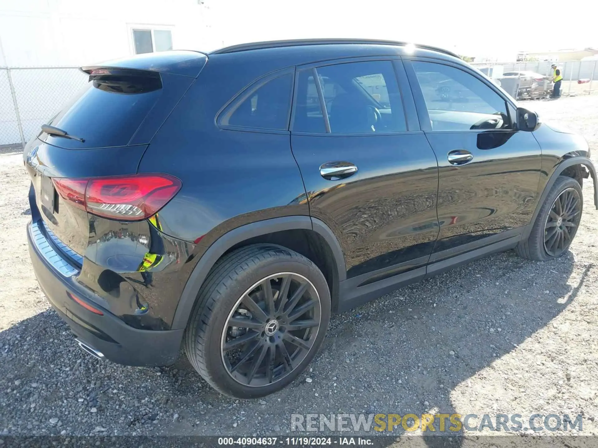 4 Photograph of a damaged car W1N4N4GB6PJ518287 MERCEDES-BENZ GLA 250 2023