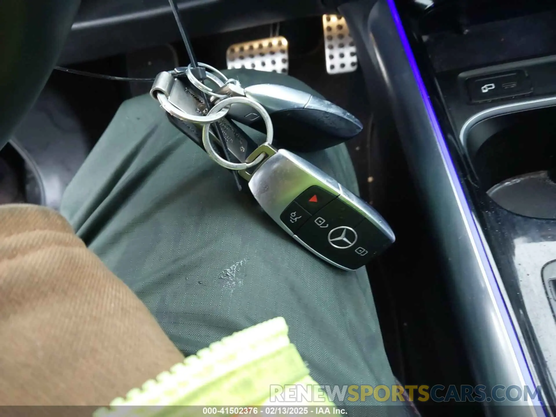 11 Photograph of a damaged car W1N4N4HB4PJ467578 MERCEDES-BENZ GLA 250 2023