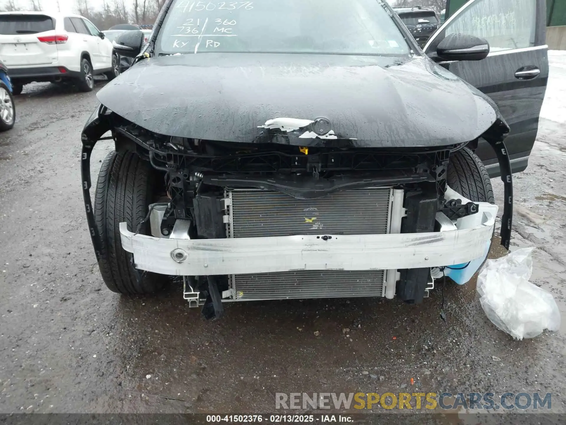 6 Photograph of a damaged car W1N4N4HB4PJ467578 MERCEDES-BENZ GLA 250 2023