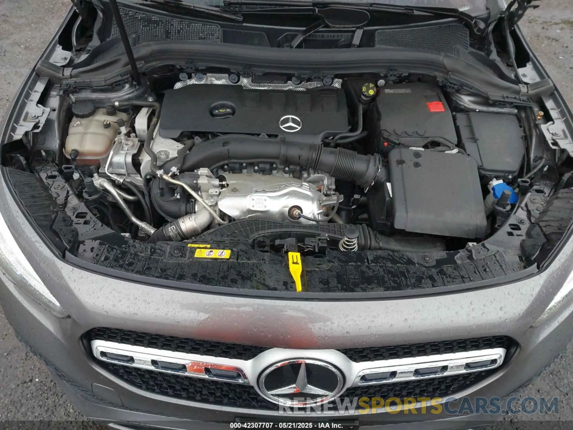 10 Photograph of a damaged car W1N4N4HB4PJ489869 MERCEDES-BENZ GLA 250 2023