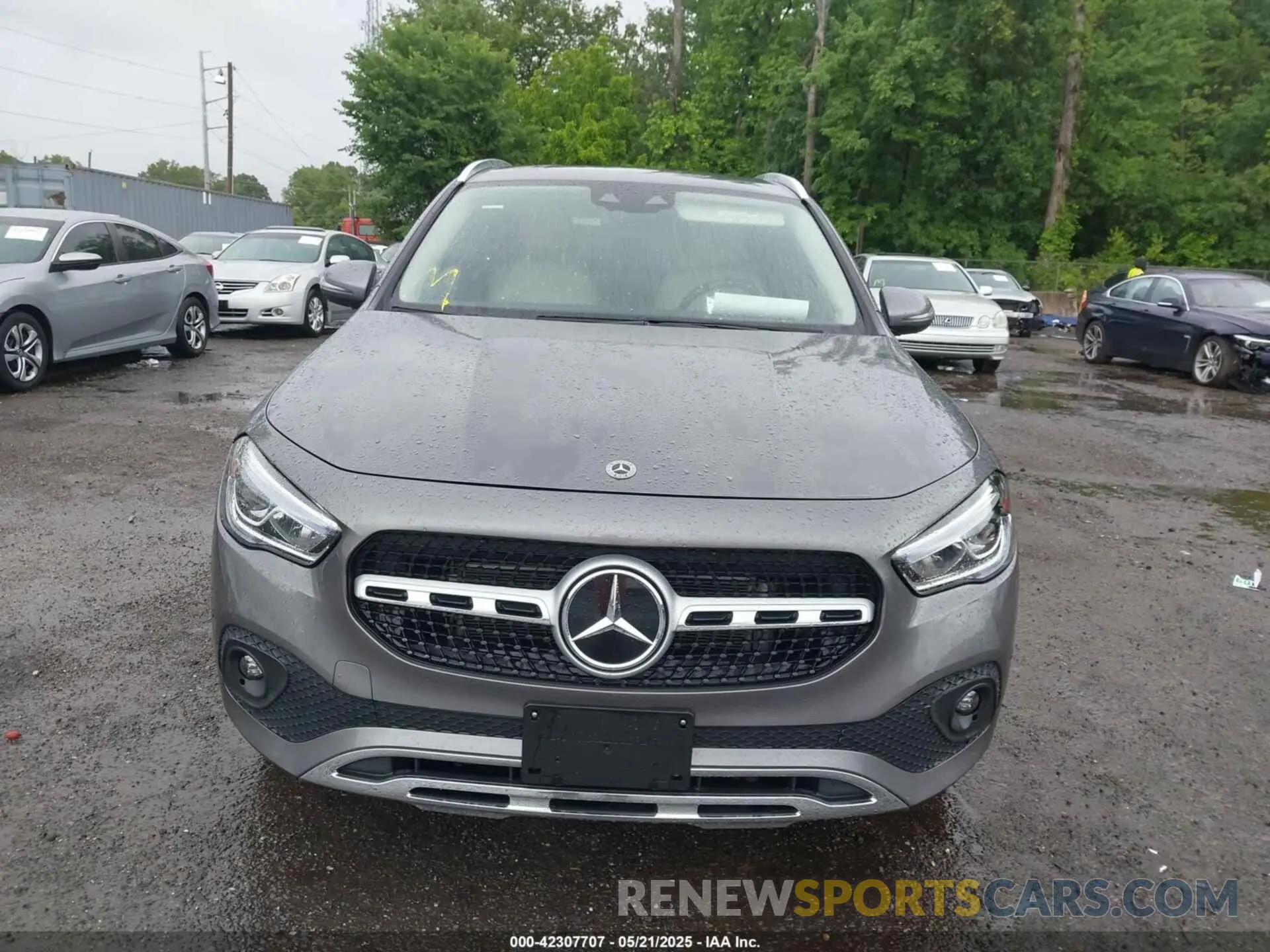 12 Photograph of a damaged car W1N4N4HB4PJ489869 MERCEDES-BENZ GLA 250 2023