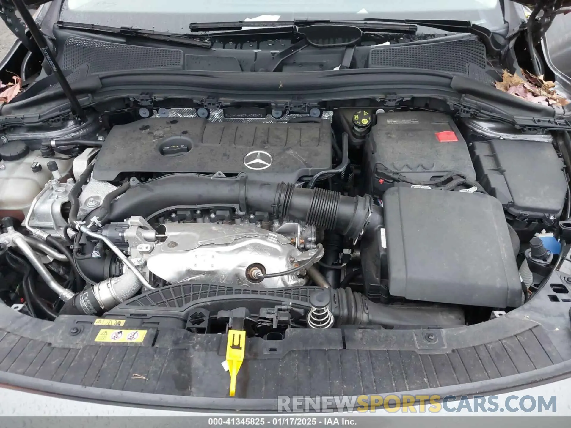 10 Photograph of a damaged car W1N4N4HB7PJ478347 MERCEDES-BENZ GLA 250 2023