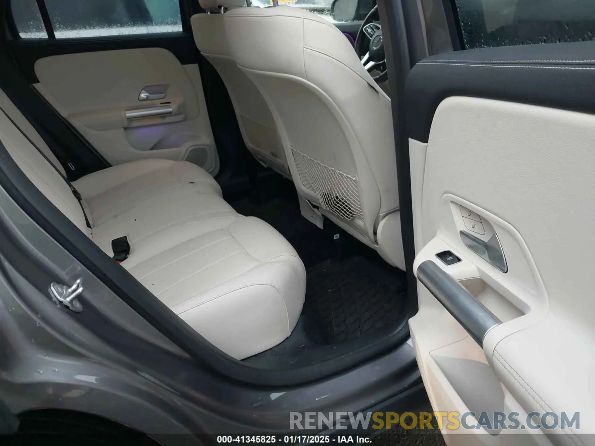 8 Photograph of a damaged car W1N4N4HB7PJ478347 MERCEDES-BENZ GLA 250 2023