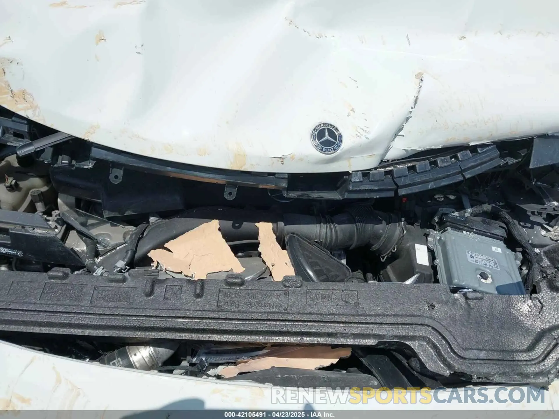 10 Photograph of a damaged car W1N4N4HB9PJ425648 MERCEDES-BENZ GLA 250 2023