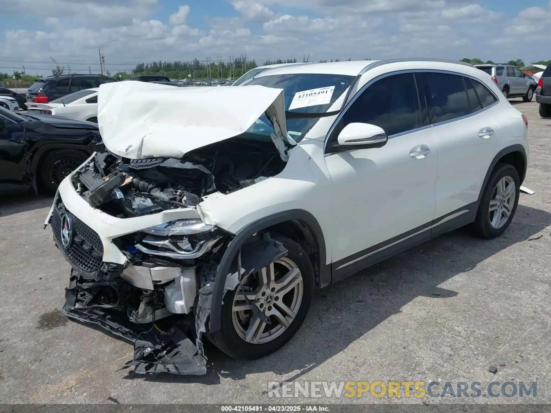2 Photograph of a damaged car W1N4N4HB9PJ425648 MERCEDES-BENZ GLA 250 2023