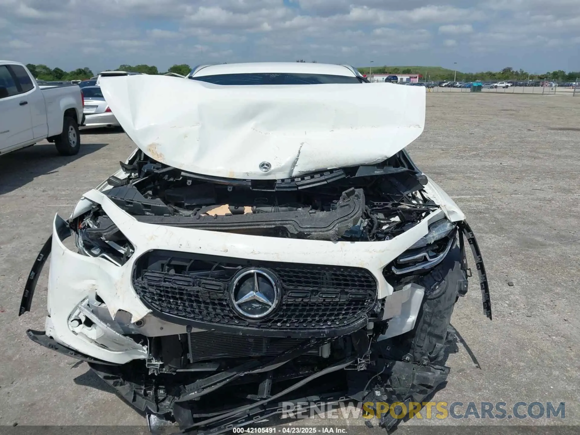 6 Photograph of a damaged car W1N4N4HB9PJ425648 MERCEDES-BENZ GLA 250 2023