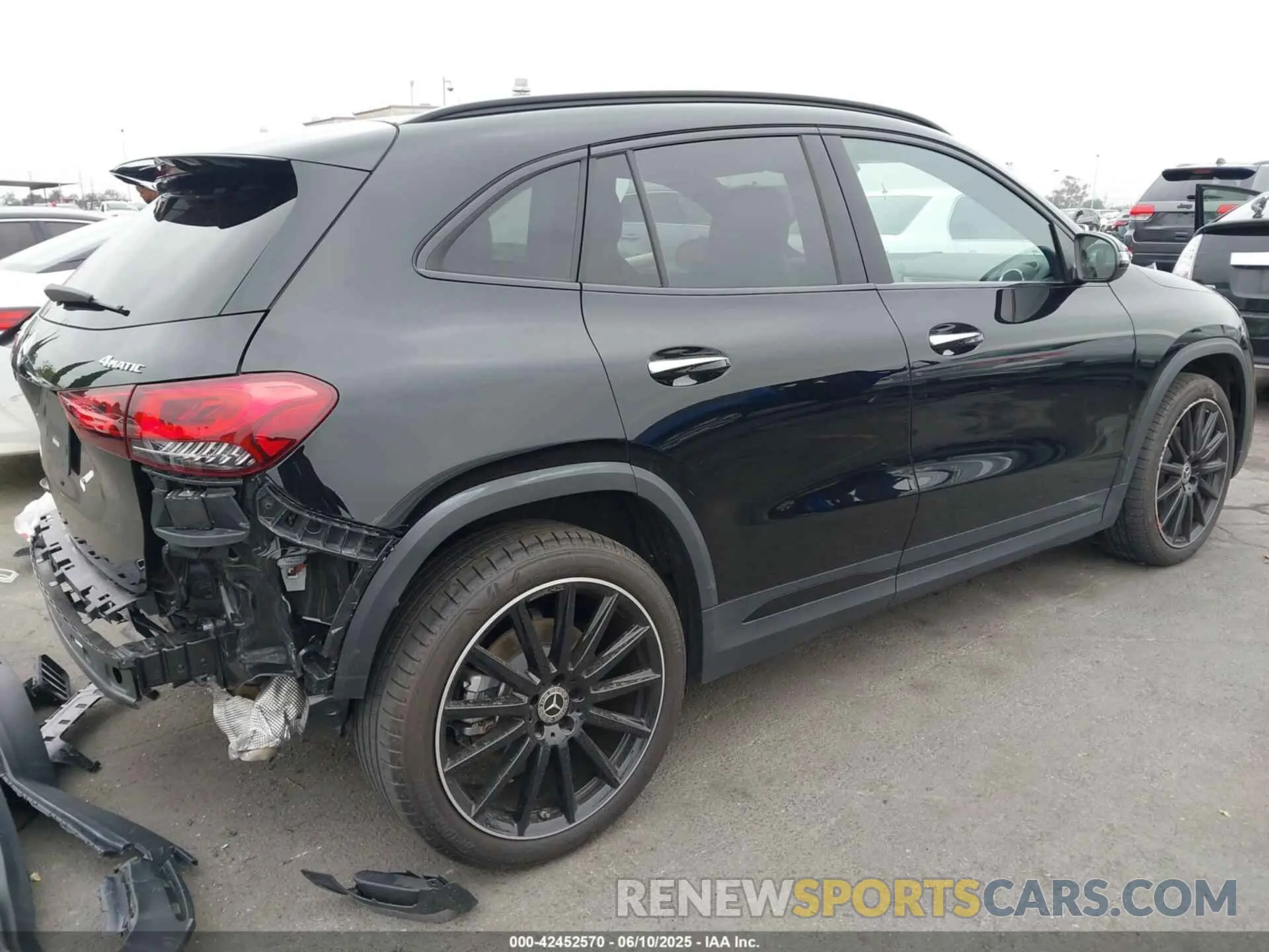 4 Photograph of a damaged car W1N4N4HB9PJ501806 MERCEDES-BENZ GLA 250 2023