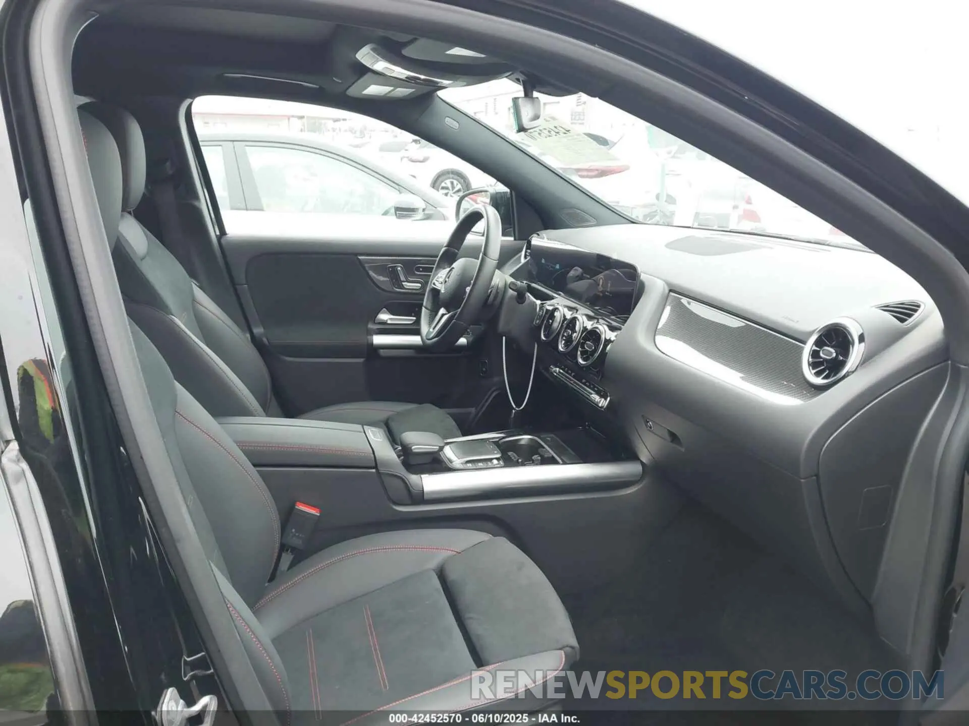 5 Photograph of a damaged car W1N4N4HB9PJ501806 MERCEDES-BENZ GLA 250 2023