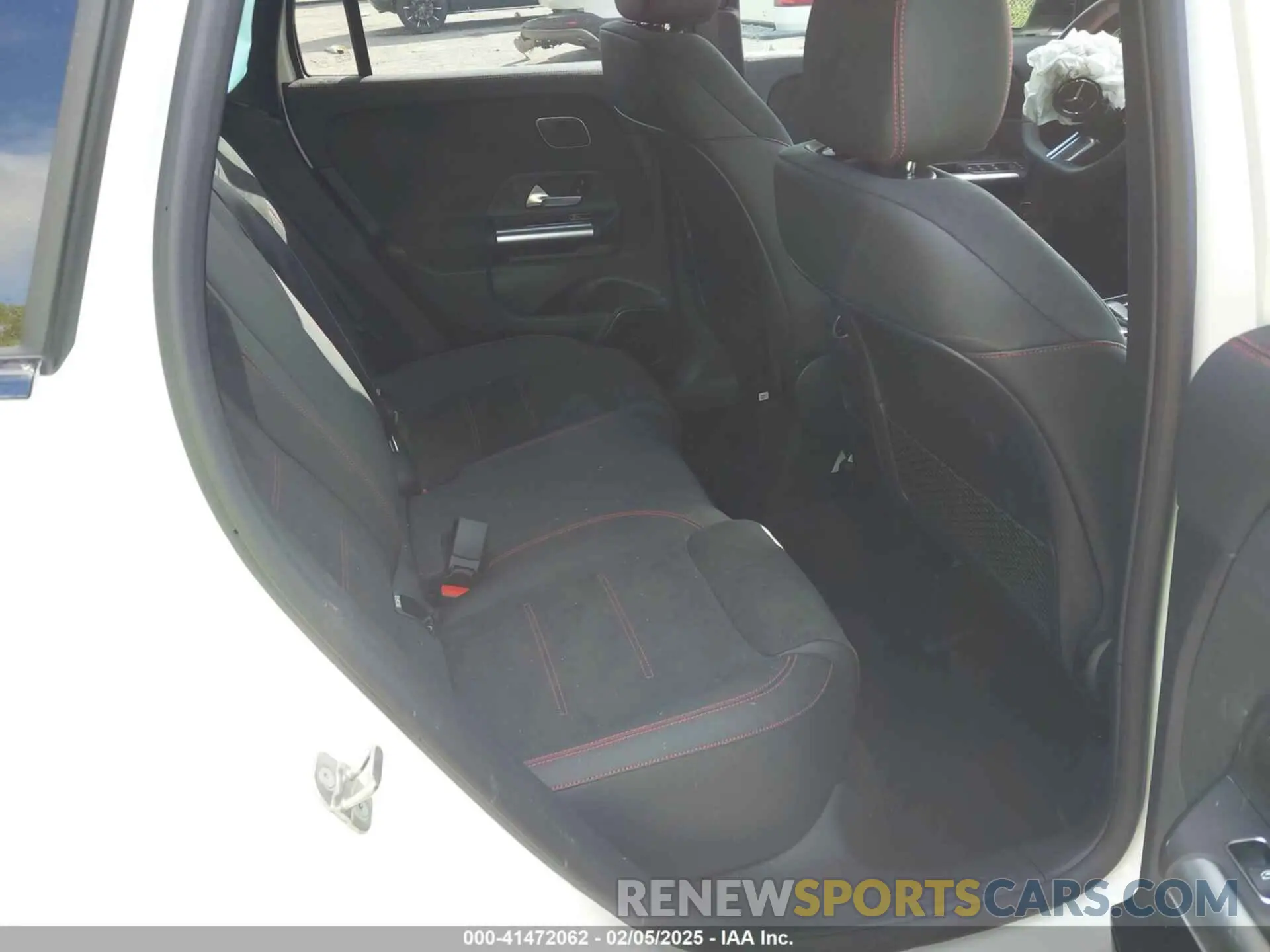 8 Photograph of a damaged car W1N4N4GB0SJ657498 MERCEDES-BENZ GLA 250 2025