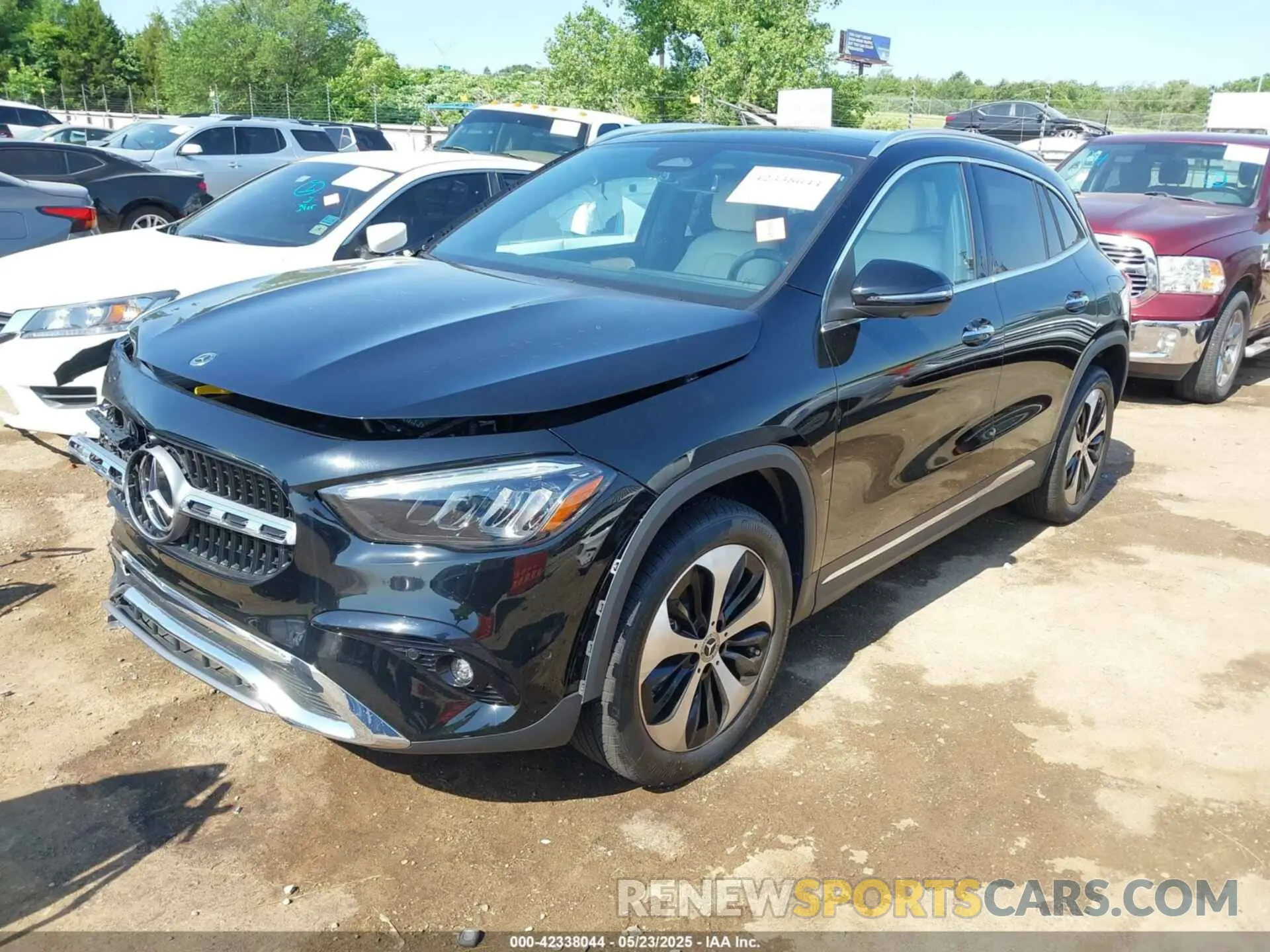 2 Photograph of a damaged car W1N4N4GB1SJ680174 MERCEDES-BENZ GLA 250 2025