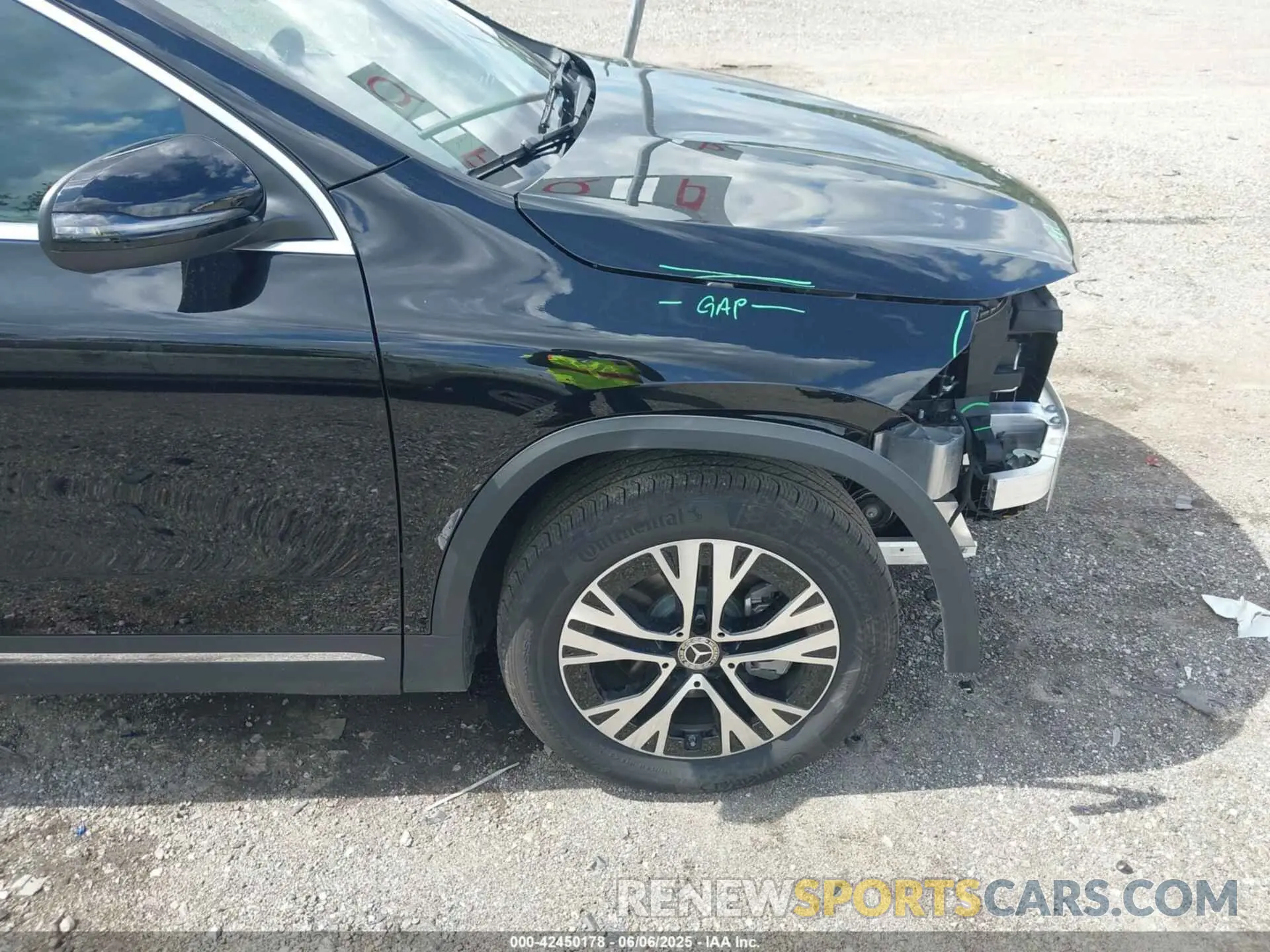 19 Photograph of a damaged car W1N4N4GB5SJ672207 MERCEDES-BENZ GLA 250 2025