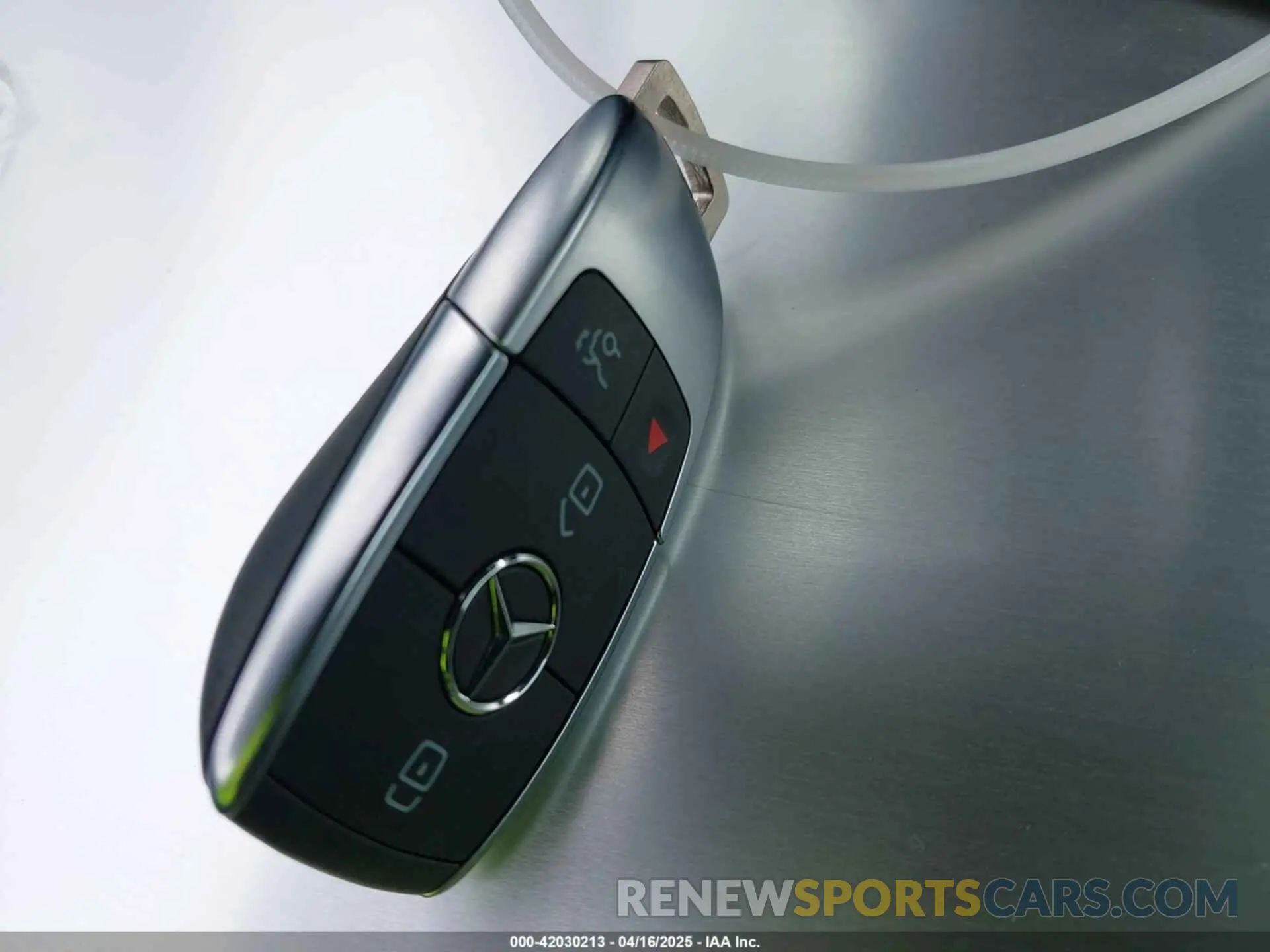 11 Photograph of a damaged car W1N4N4GB6SJ672085 MERCEDES-BENZ GLA 250 2025