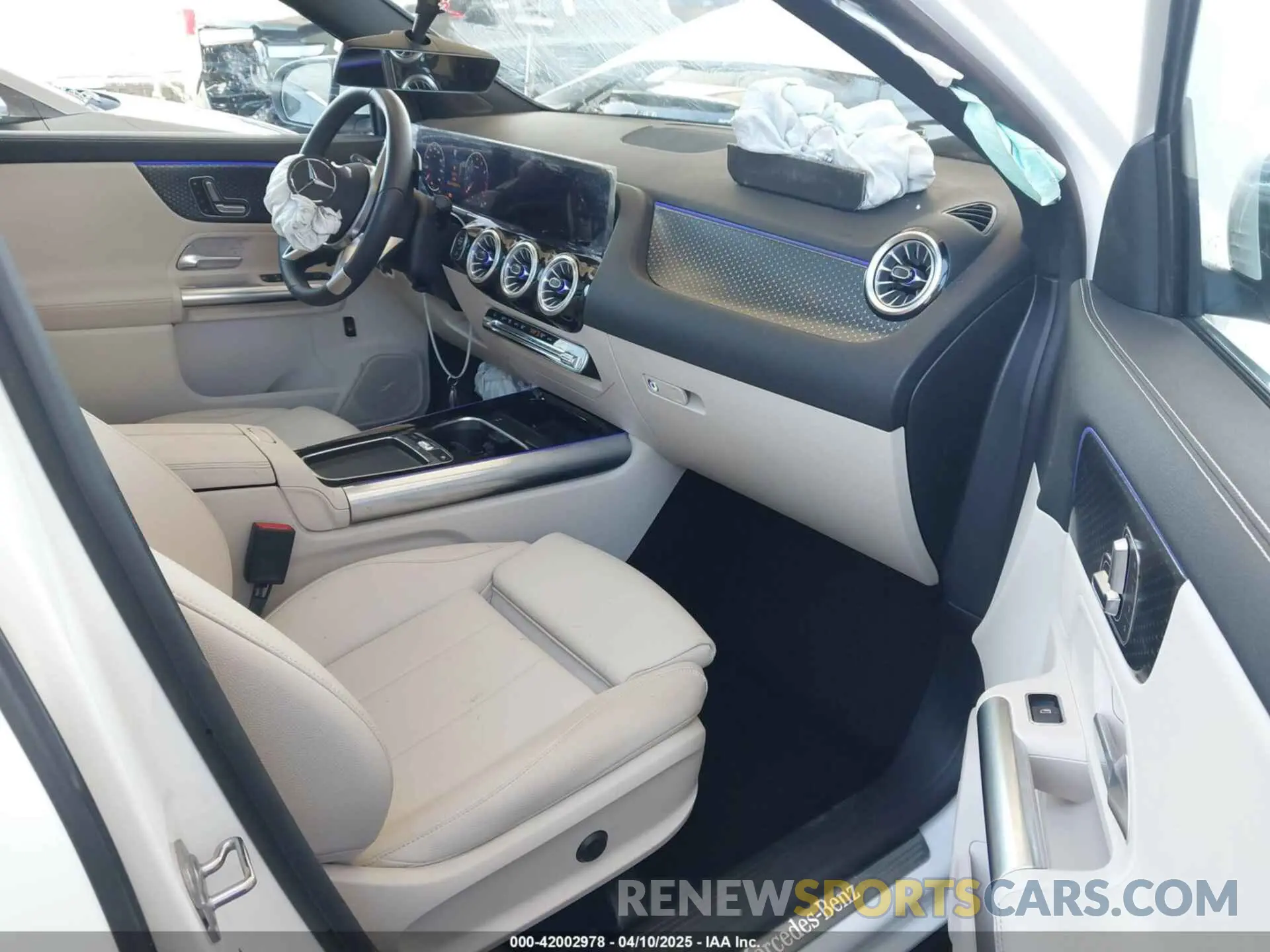 5 Photograph of a damaged car W1N4N4GB9SJ623740 MERCEDES-BENZ GLA 250 2025